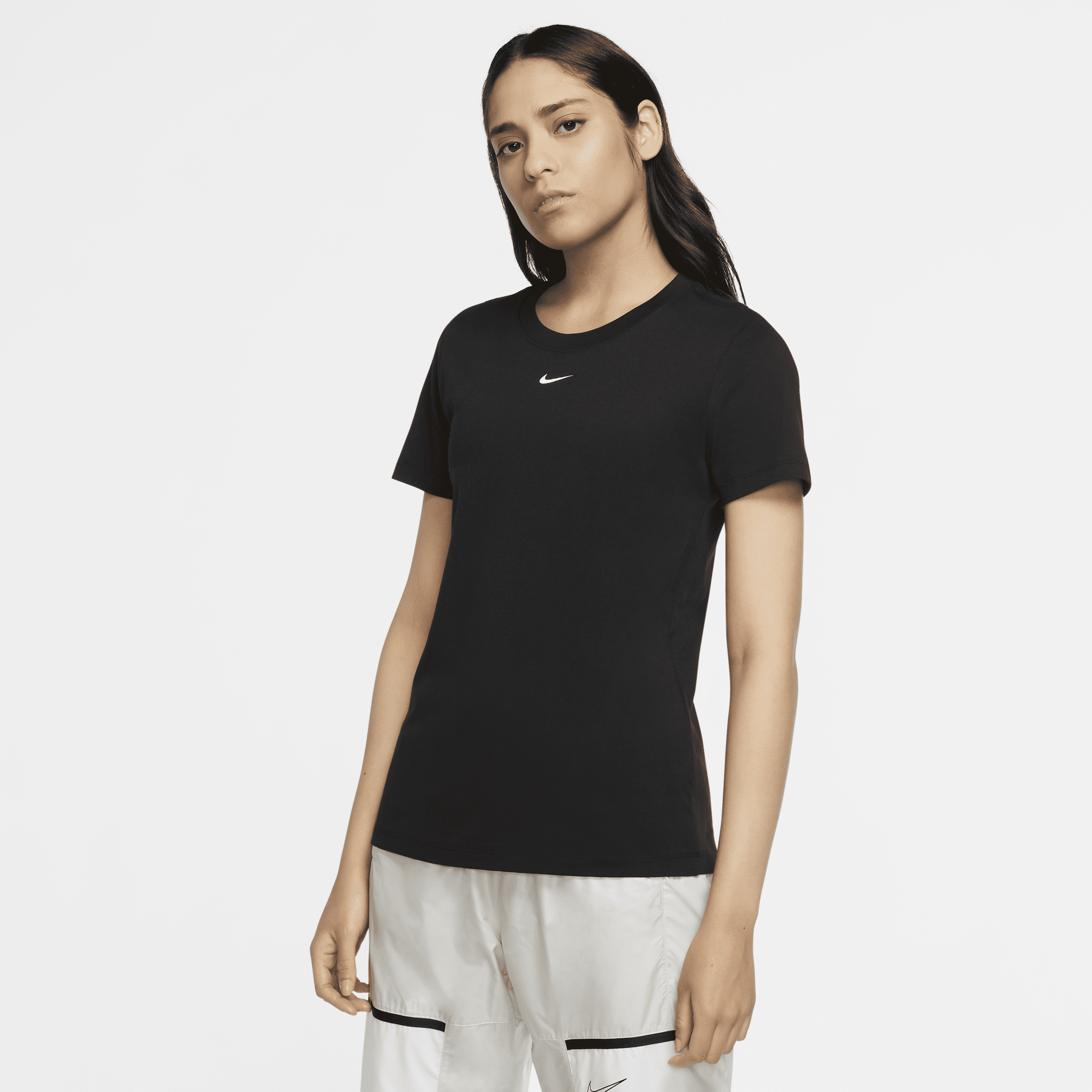 Image of Nike Sportswear T-shirt voor dames - Zwart