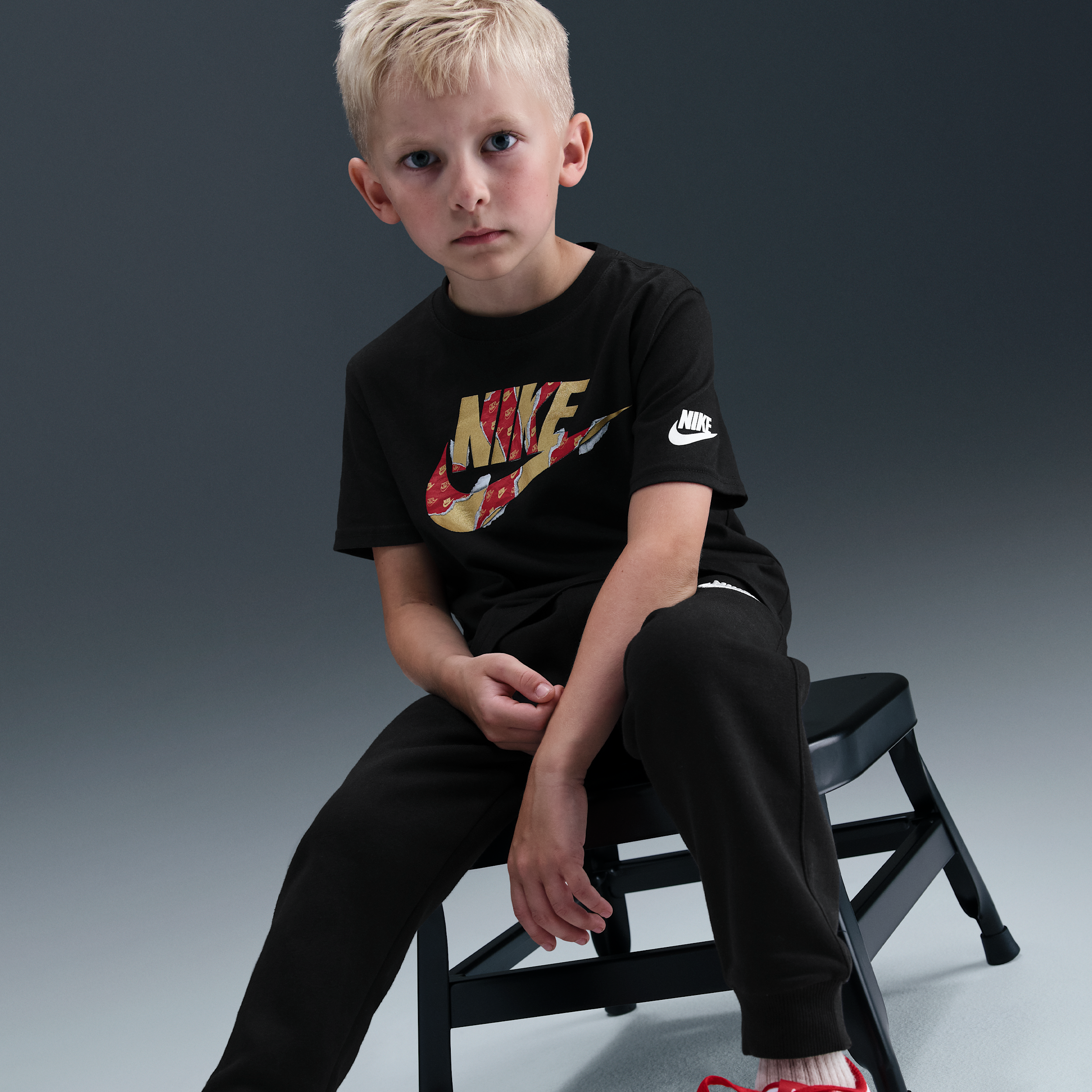 Thumbnail - Nike Unwrapped Futura T-Shirt (jüngere Kinder) - Schwarz