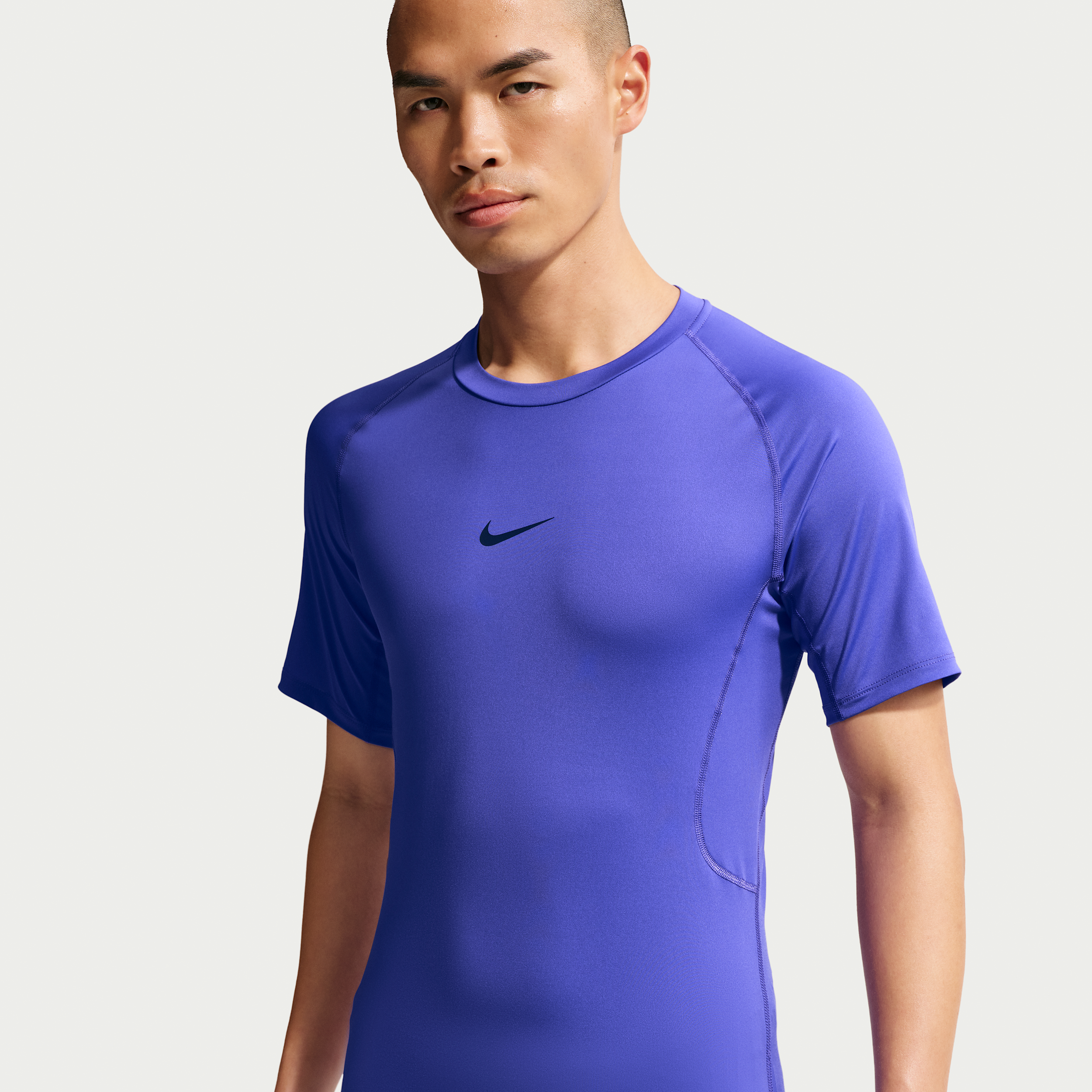 Maglia fitness a manica corta aderente Dri-FIT Nike Pro – Uomo - Viola