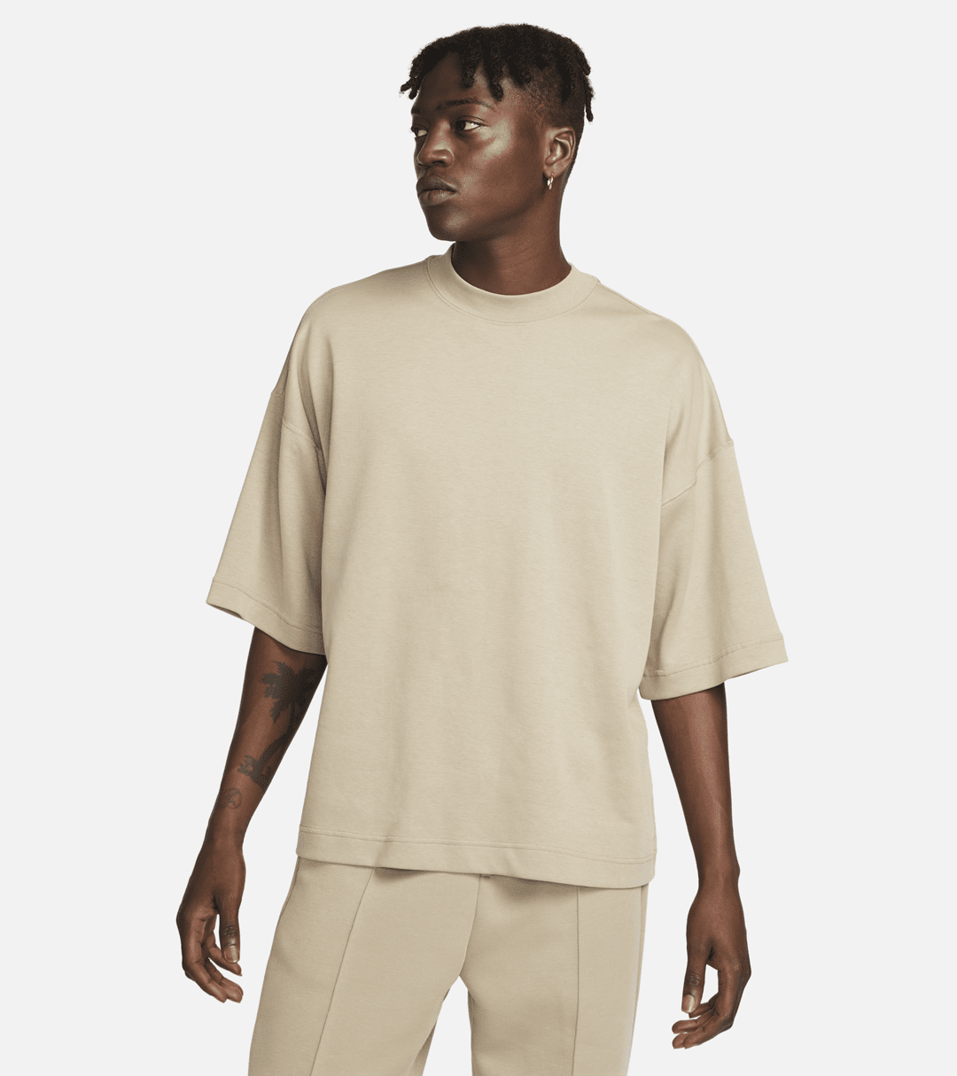 Nike Sportswear Tech Fleece Reimagined oversized sweatshirt met korte mouwen voor heren Bruin