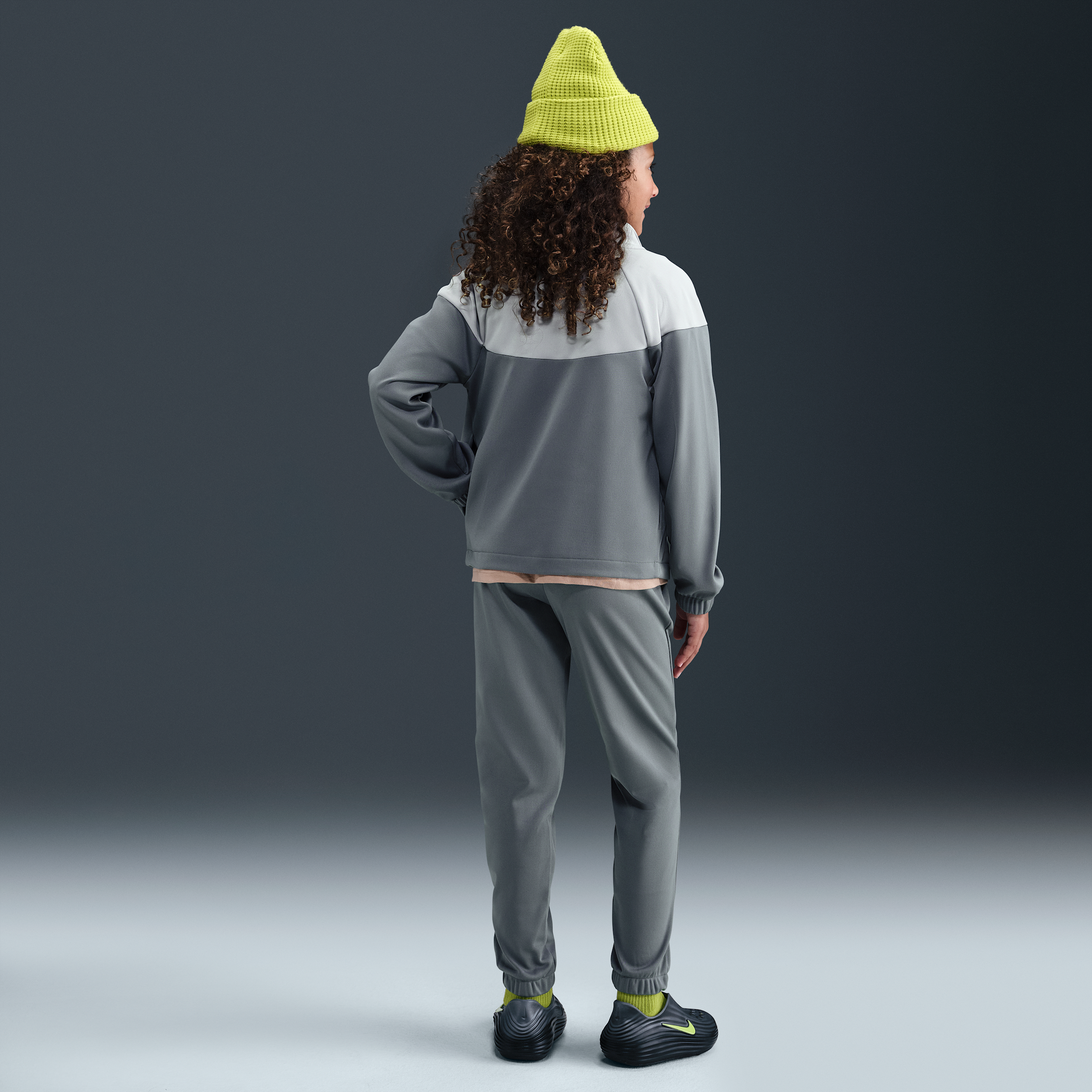 Thumbnail - Nike Dri-FIT Trainingsanzug (ältere Kinder) - Grau