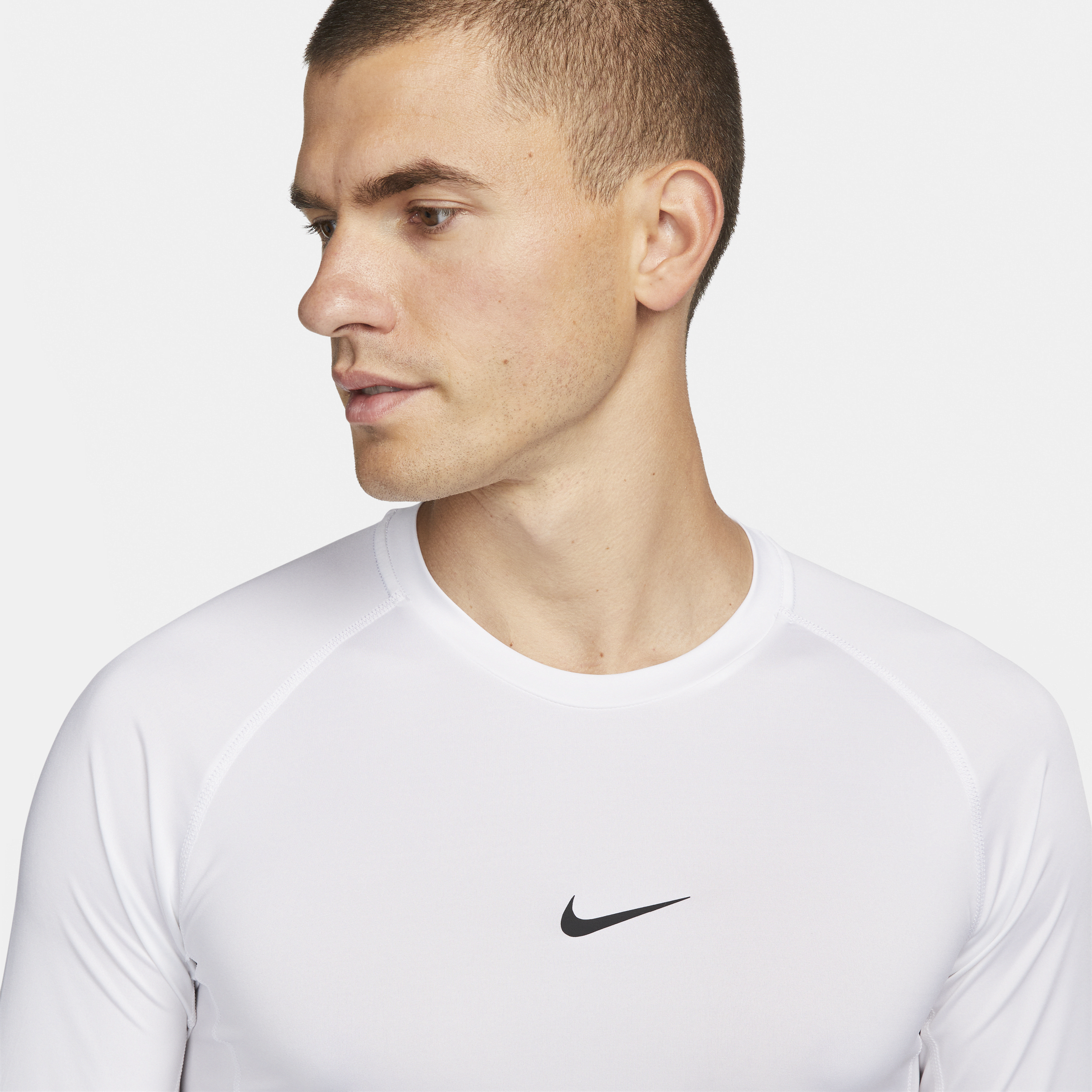 Haut de fitness ajusté à manches longues Dri-FIT Nike Pro pour homme - Blanc