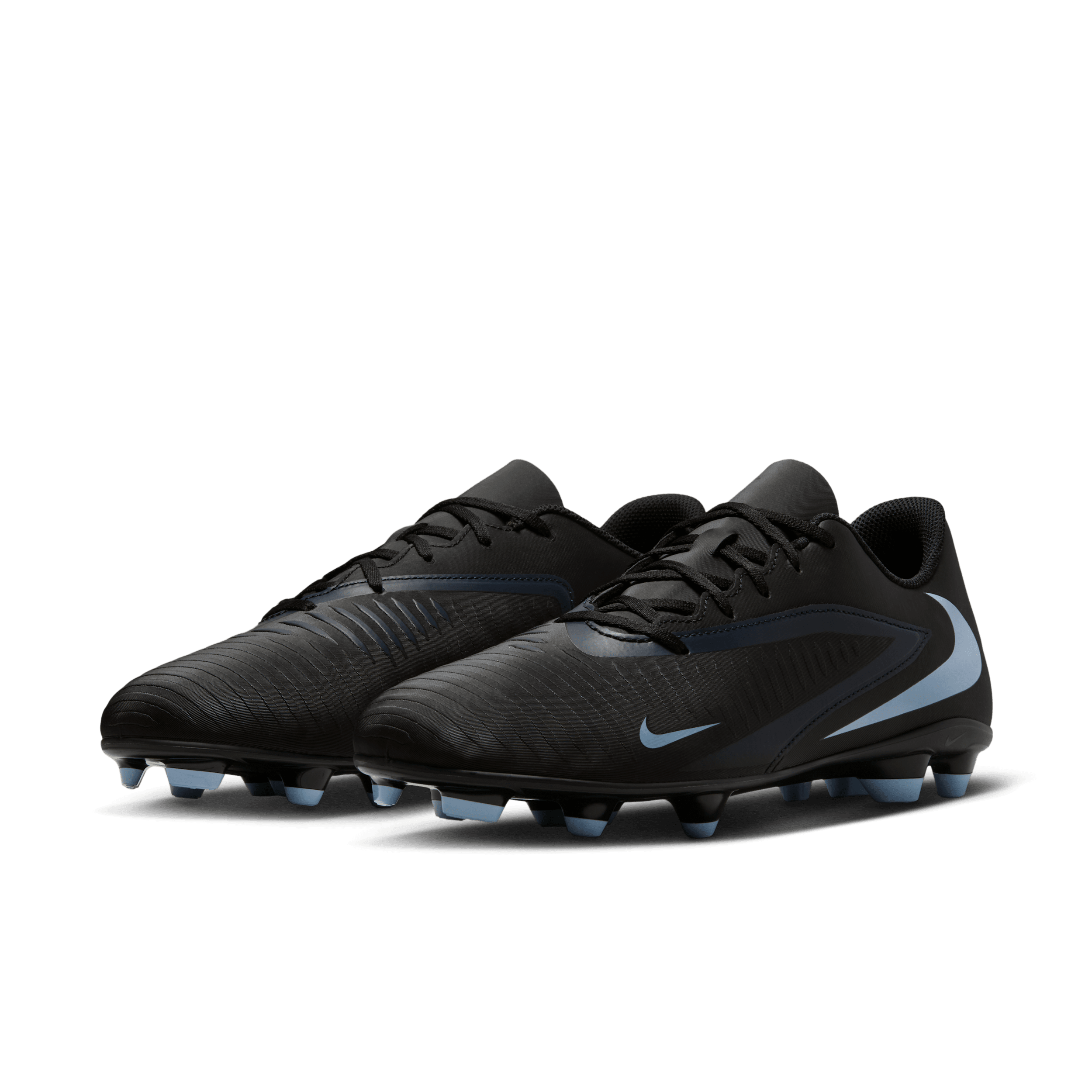 Nike Phantom 6 Low Club Multi Ground Soccer Cleats Black HM8933 Size 6.5 NEW Nike Phantom 6 Low Pro Firm-Ground Soccer Cleats main image 3