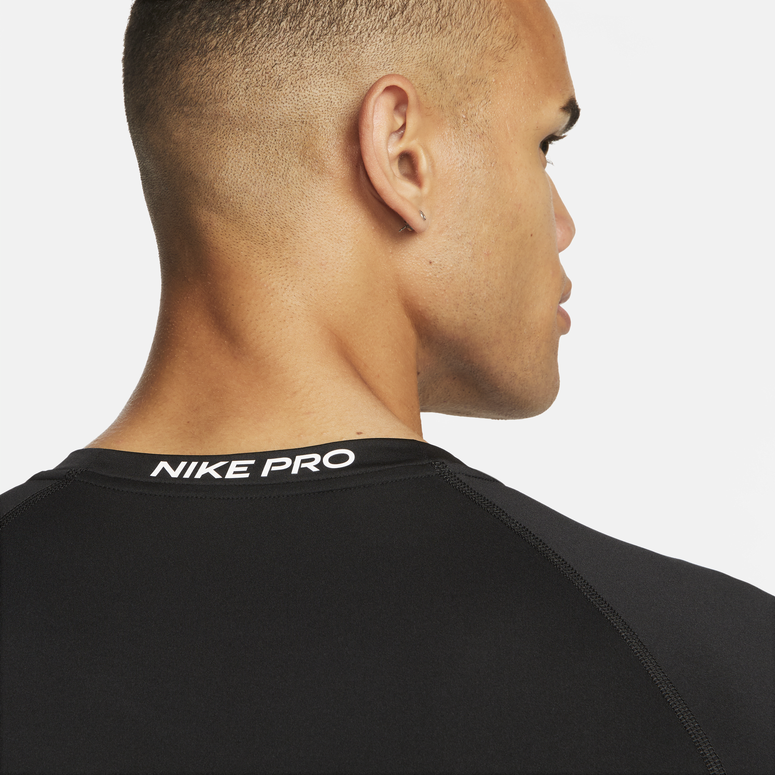 Haut de fitness ajusté à manches courtes Nike Pro Dri-FIT pour homme - Noir