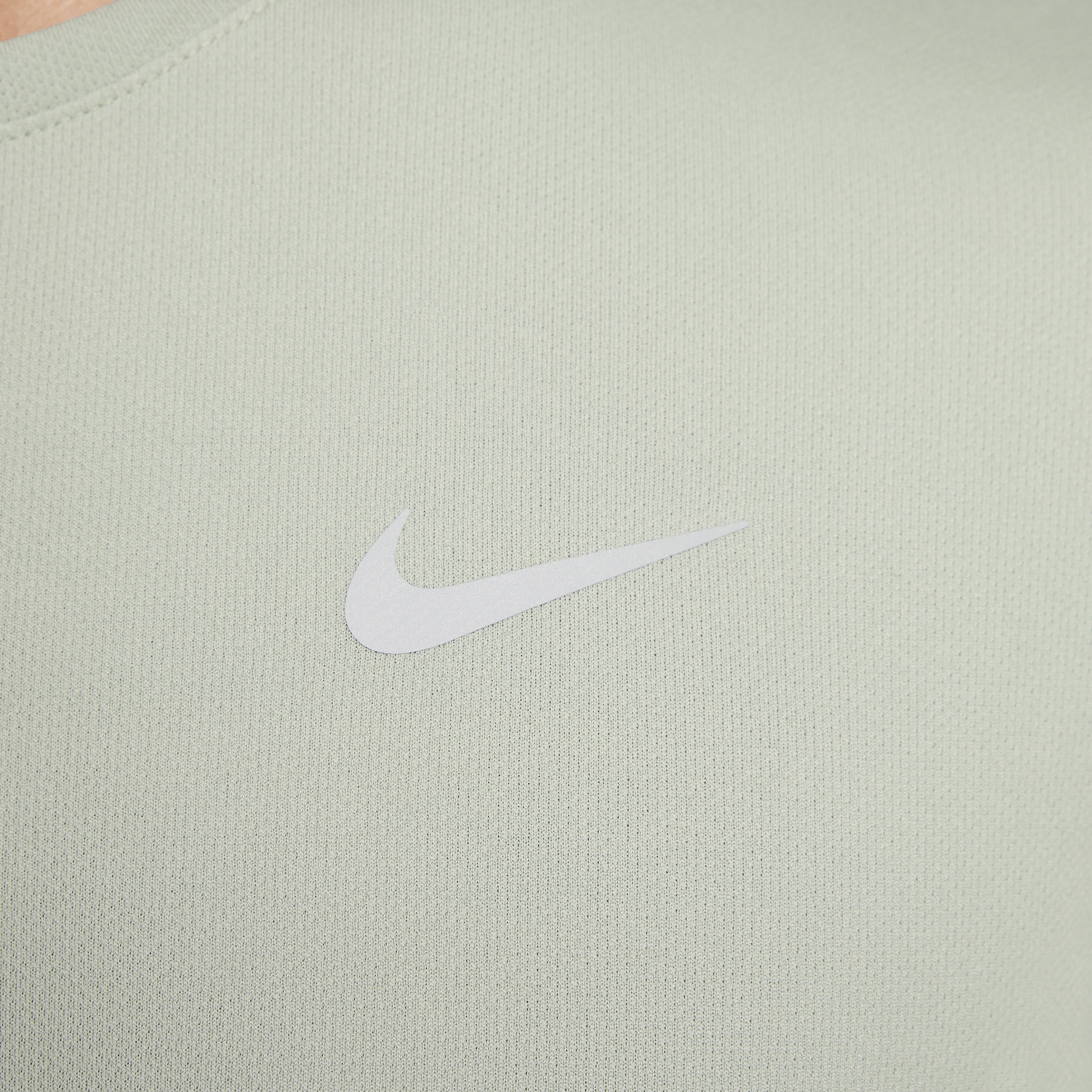 Haut de running à manches courtes Dri-FIT UV Nike Miler pour homme - Vert