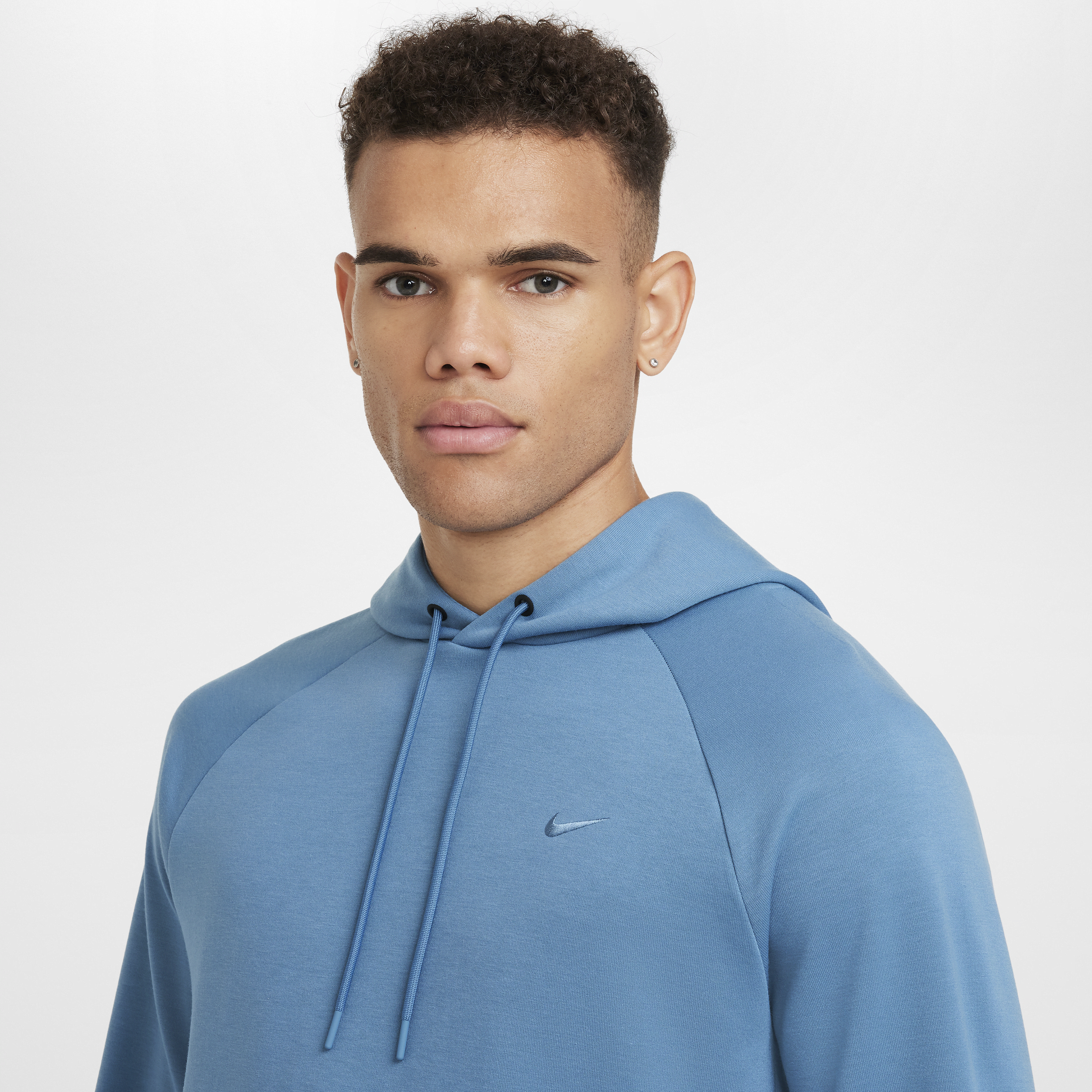 Sweat à capuche haute performance Dri-FIT UV Nike Primary Fleece pour homme - Bleu