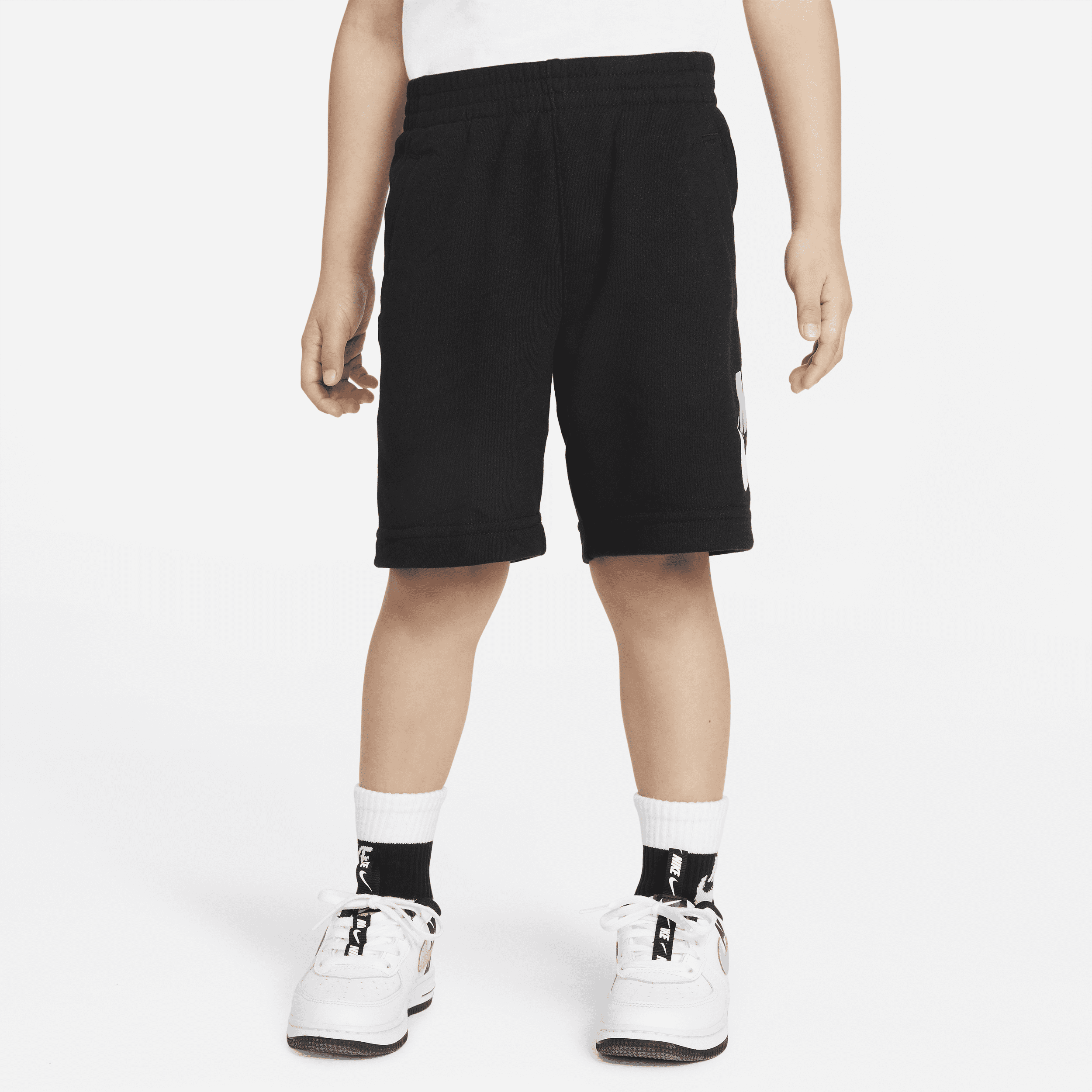 short-nike-sportswear-pour-petit-enfant-noir-3t-db6989-010