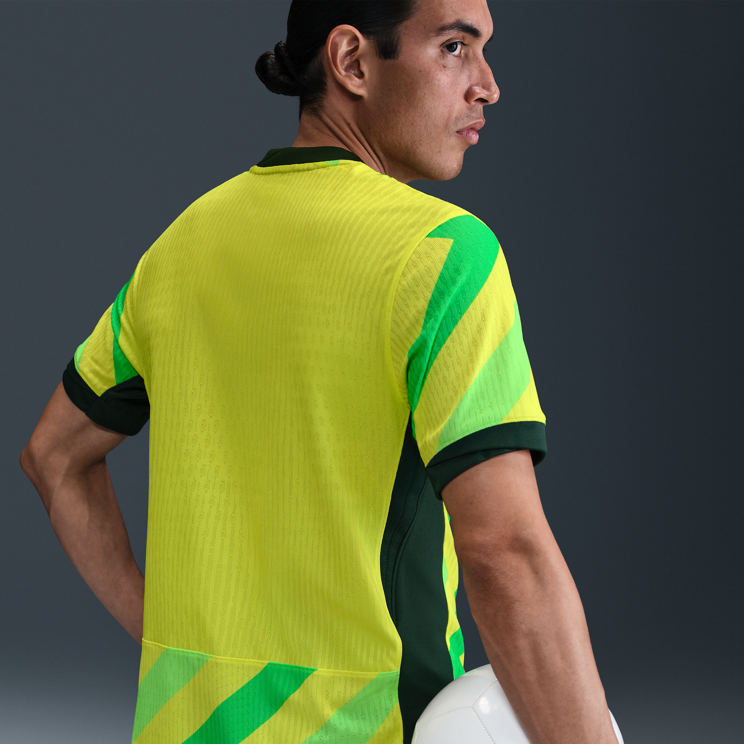 Thumbnail - Australien 2025/26 Match Home Nike Authentic Dri-FIT ADV Fußballtrikot (Herren) - Gelb