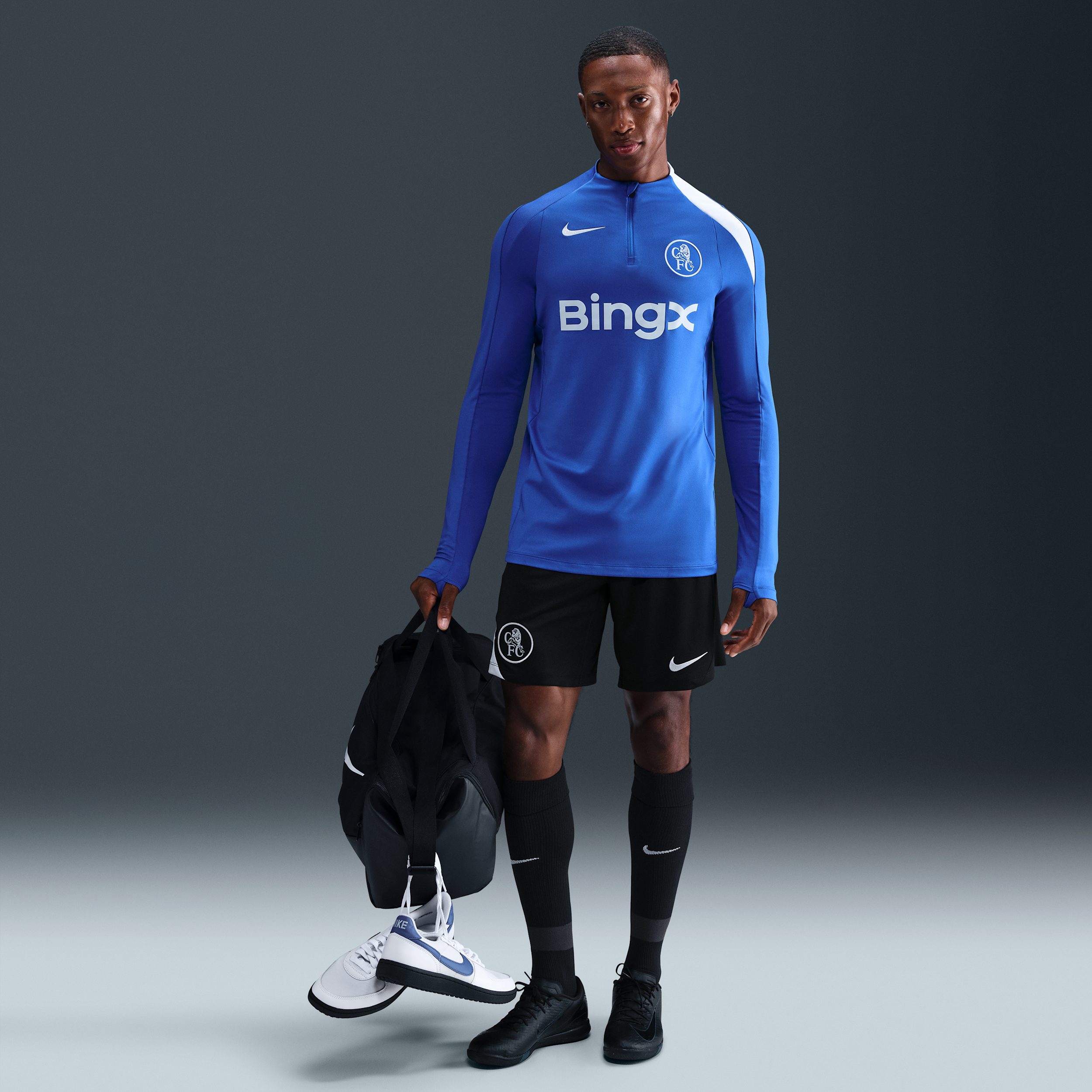 Nike Chelsea FC Strike Derde  Total 90 knit voetbalshorts met Dri-FIT voor heren - Zwart