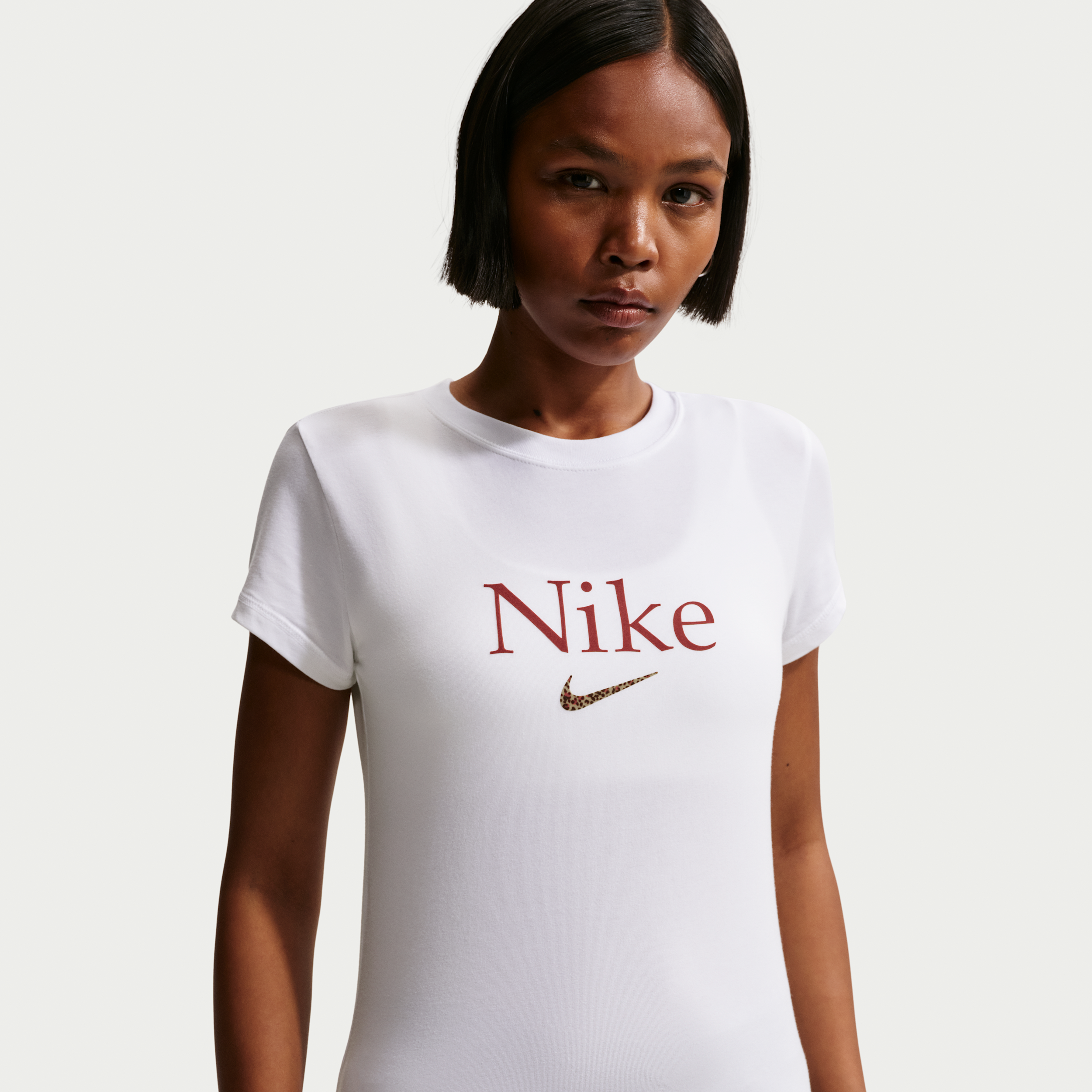 Thumbnail - Nike Kurz-T-Shirt für Damen - Weiß