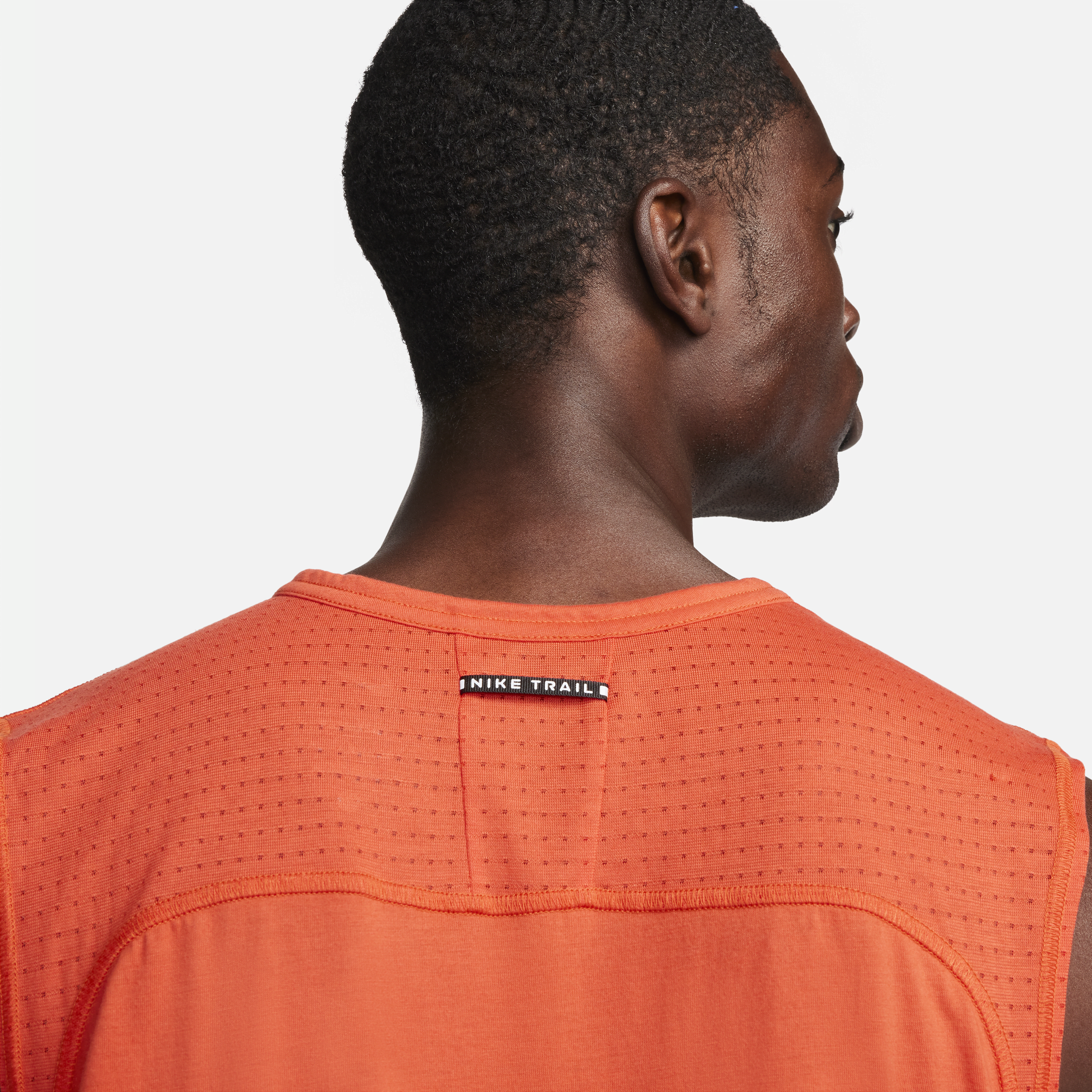 Nike Solar Chase mouwloze hardlooptop met Dri-FIT voor heren Oranje