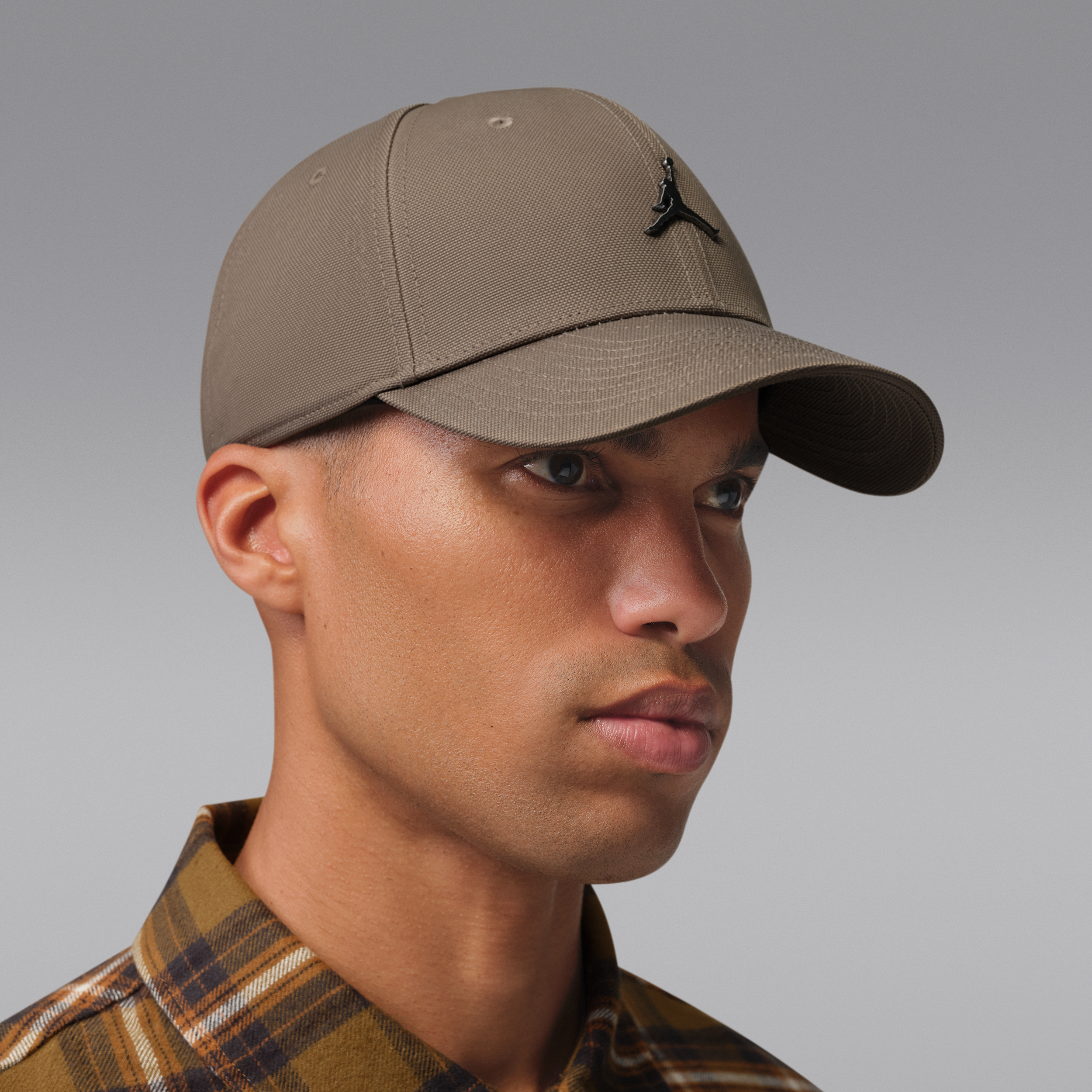 Thumbnail - Jordan Rise strukturierte Cap mit Jumpman aus Metall - Grau