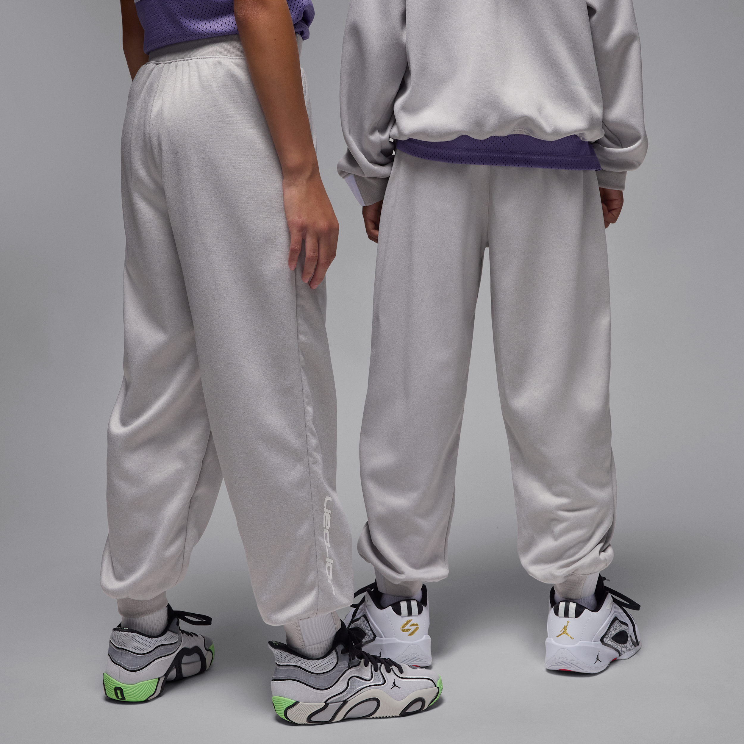 Thumbnail - Jordan Therma-FIT Ease Fleece Trainingshose (ältere Kinder) - Grau