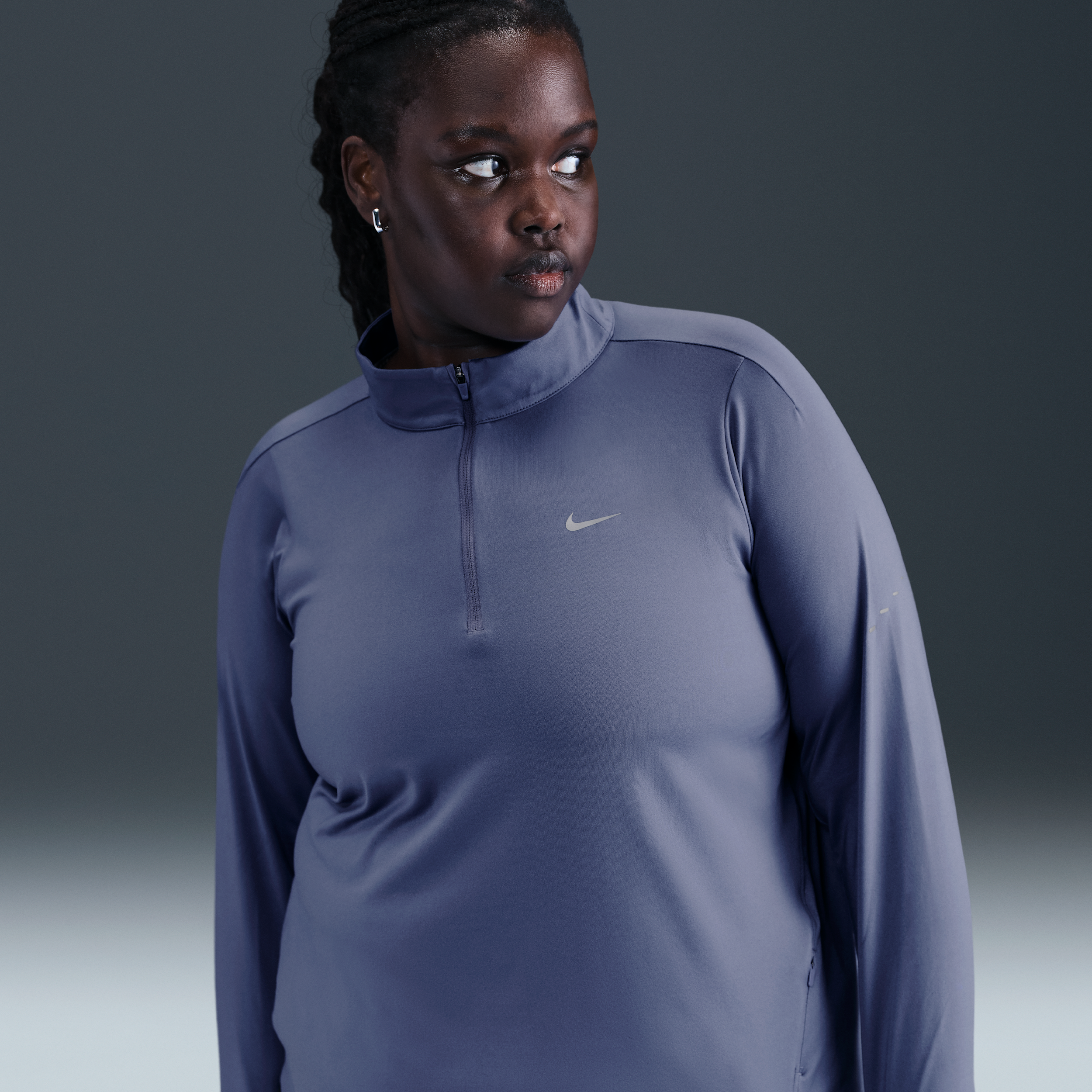 Thumbnail - Nike Swift Dri-FIT UV-Laufoberteil mit Viertelreißverschluss (Damen, große Größen) - Blau