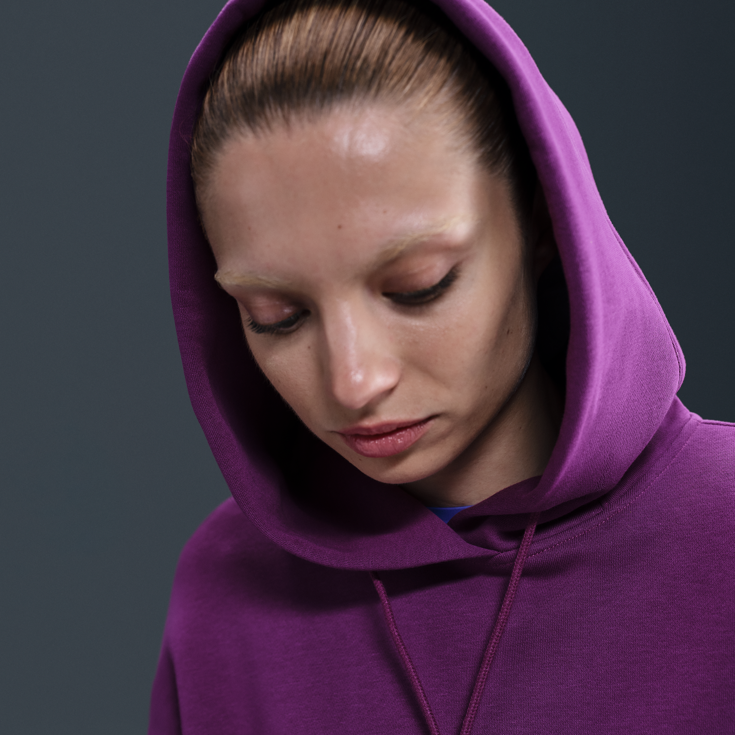 Thumbnail - FC Barcelona Phoenix Fleece Nike Soccer Oversize-Hoodie für Damen - Lila