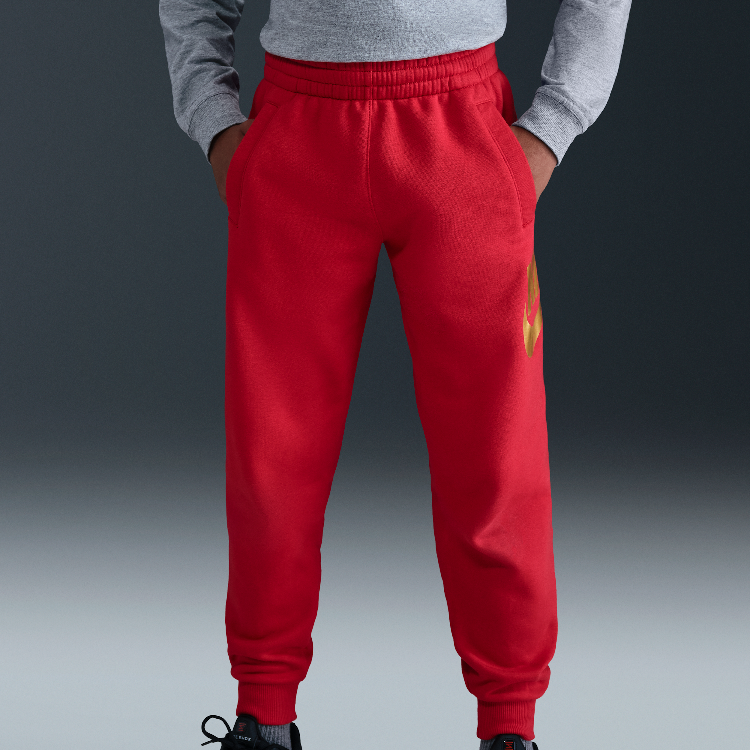 Thumbnail - Nike Club Fleece Jogger für ältere Kinder - Rot