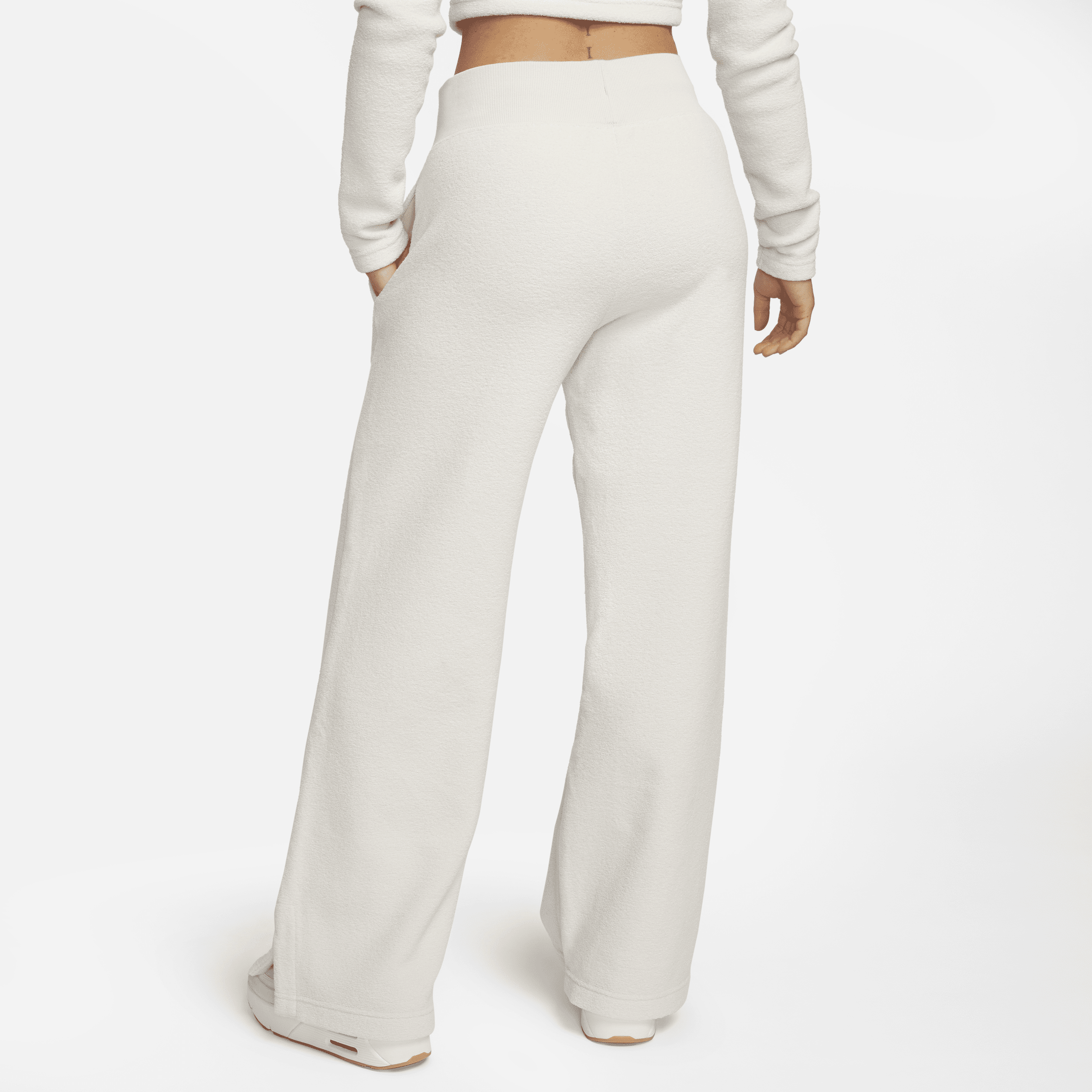 Nike Sportswear Phoenix Plush knusse fleecebroek met hoge taille en wijde pijpen voor dames Bruin