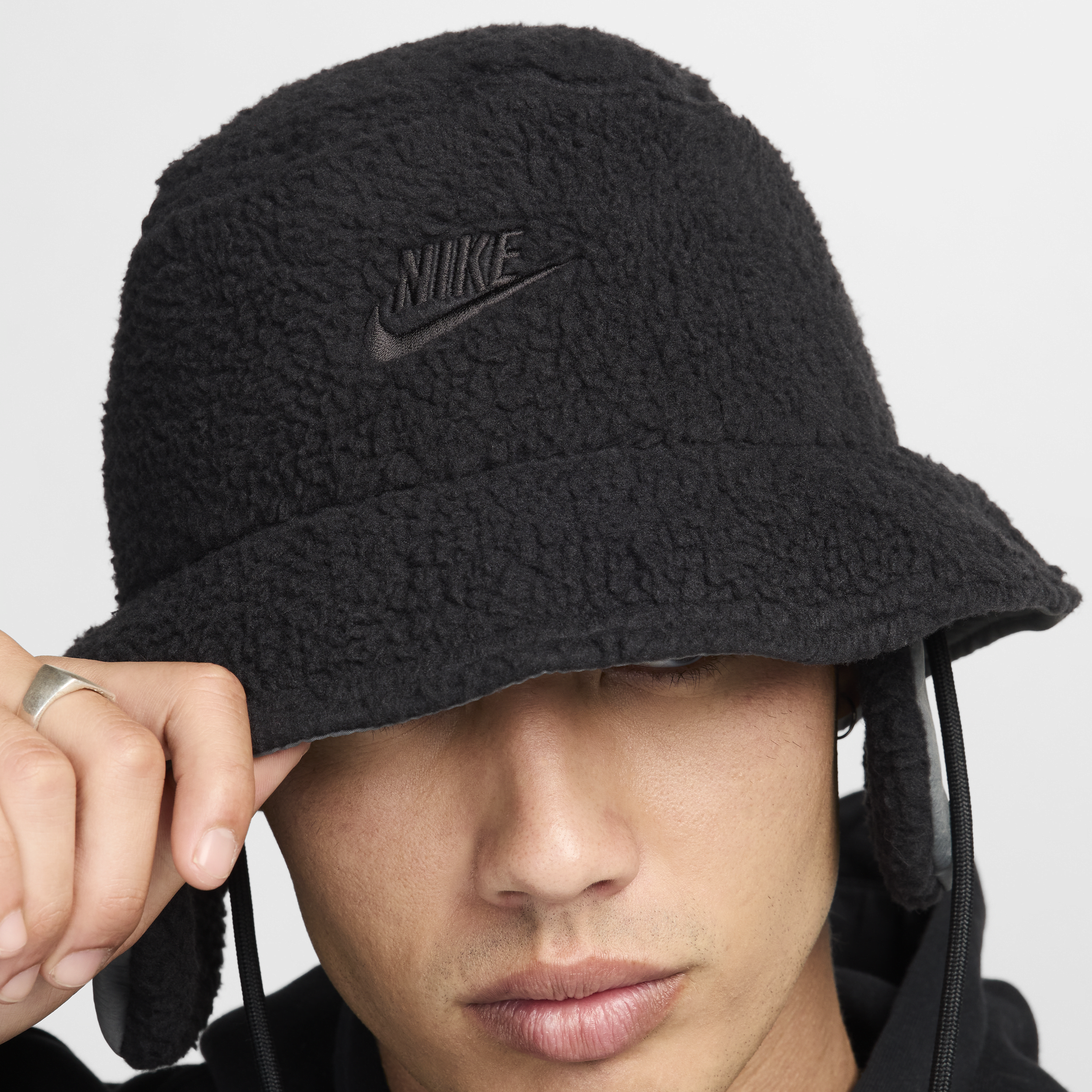Bob d'hiver Nike Apex - Noir