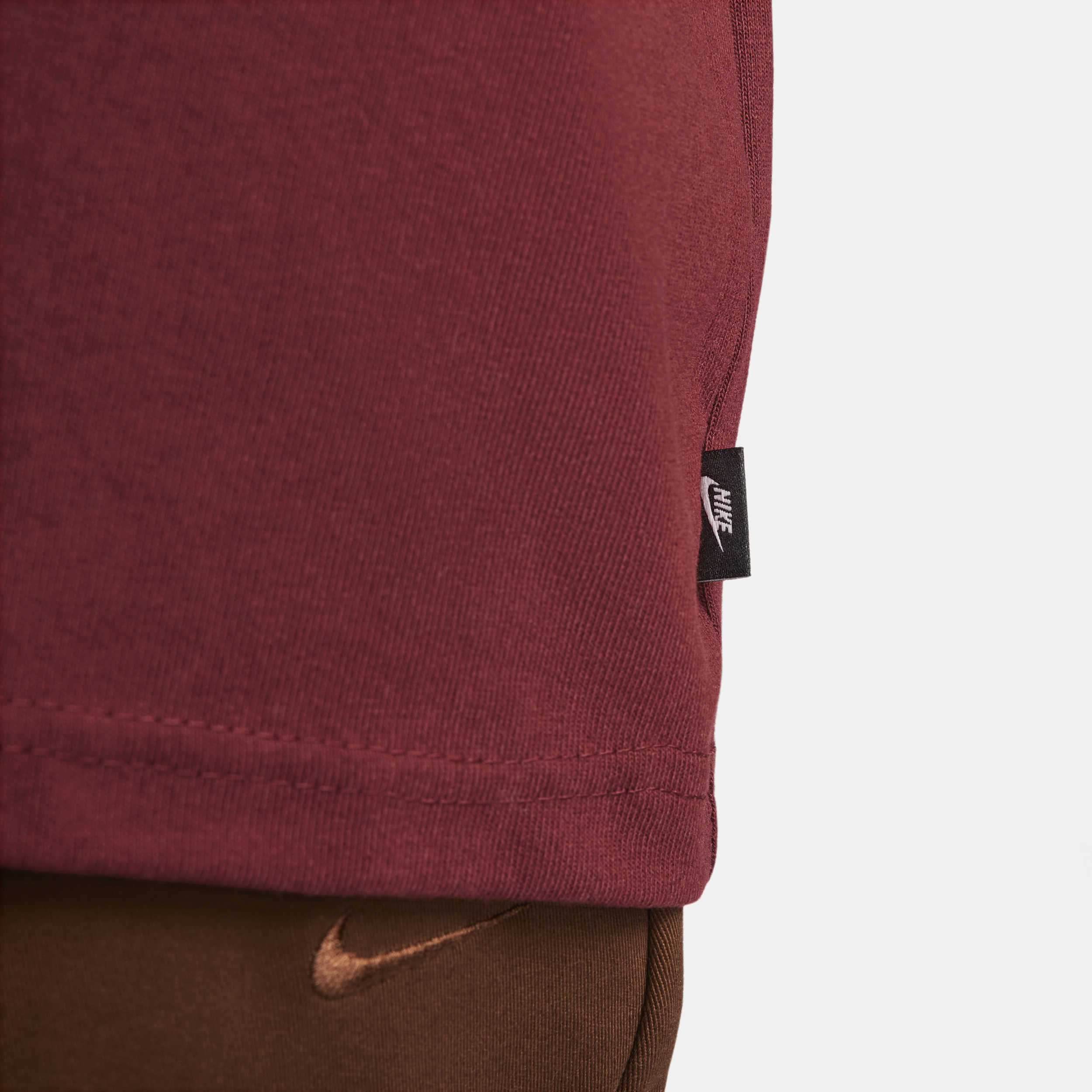 Nike Sportswear Premium Essentials T-shirt voor heren Rood