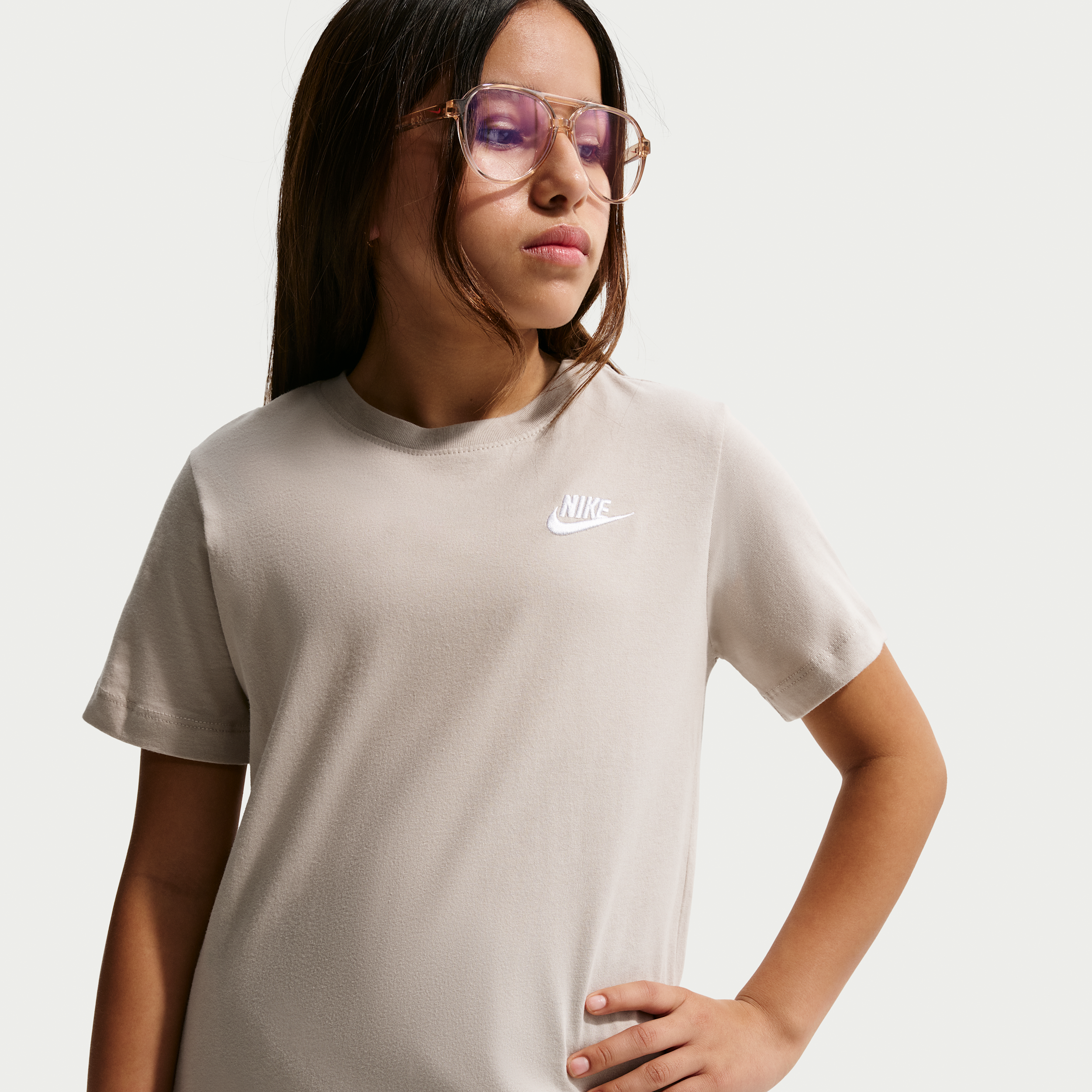 Thumbnail - Nike T-Shirt für ältere Kinder - Braun