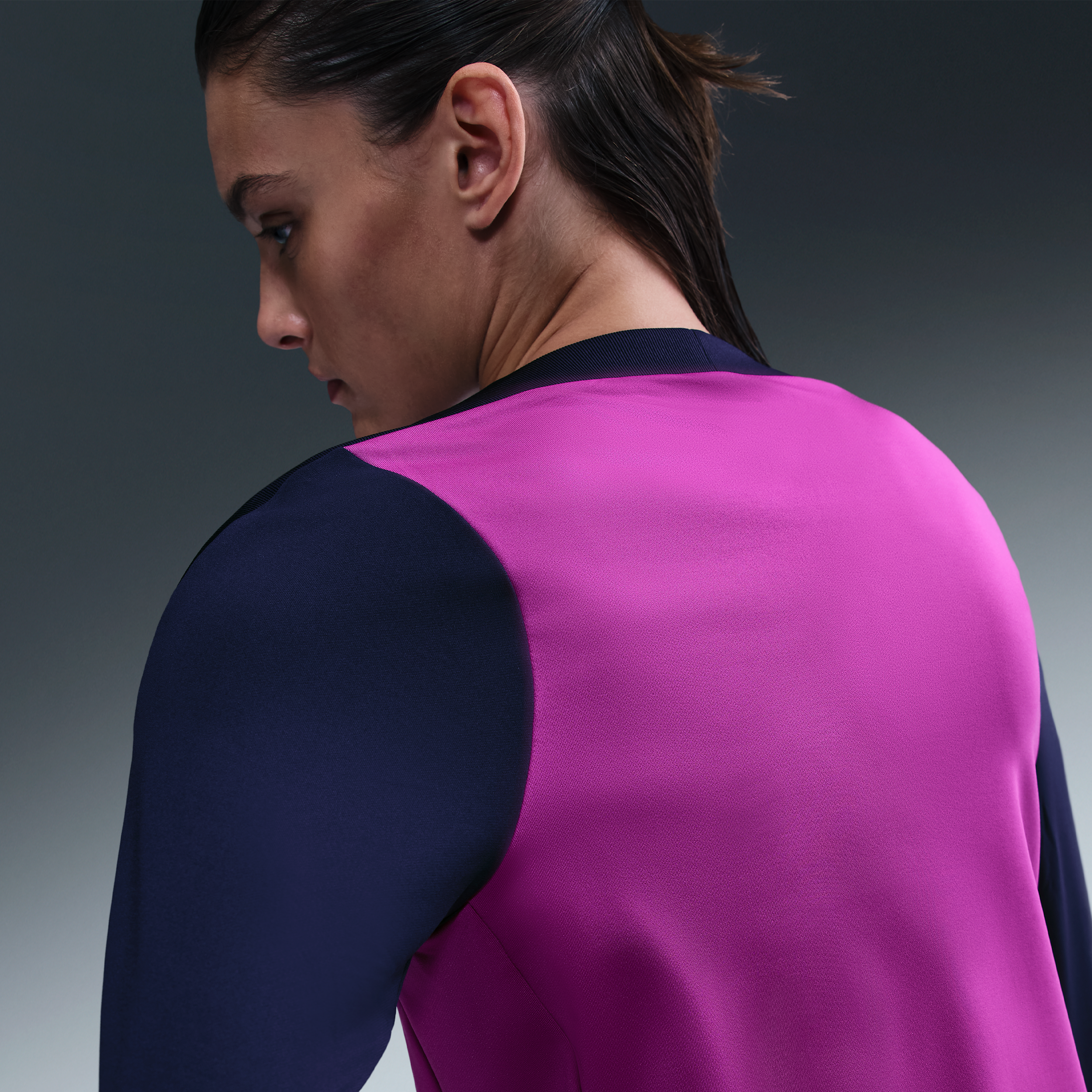 Thumbnail - FC Barcelona Strike Nike Dri-FIT Fußballoberteil aus Strickmaterial mit Rundhalsausschnitt (Damen) - Lila