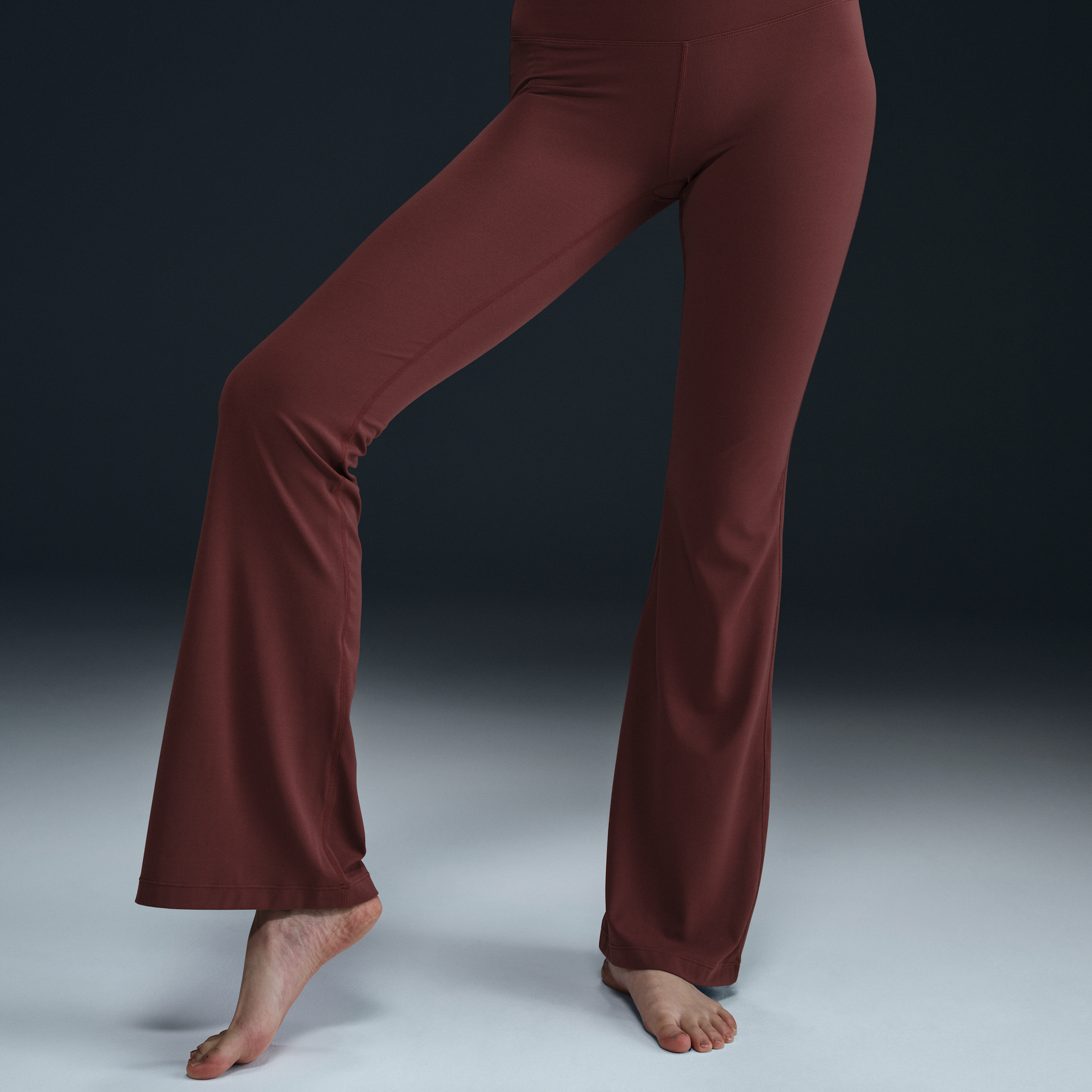 Legging évasé taille haute Nike Zenvy pour femme - Marron