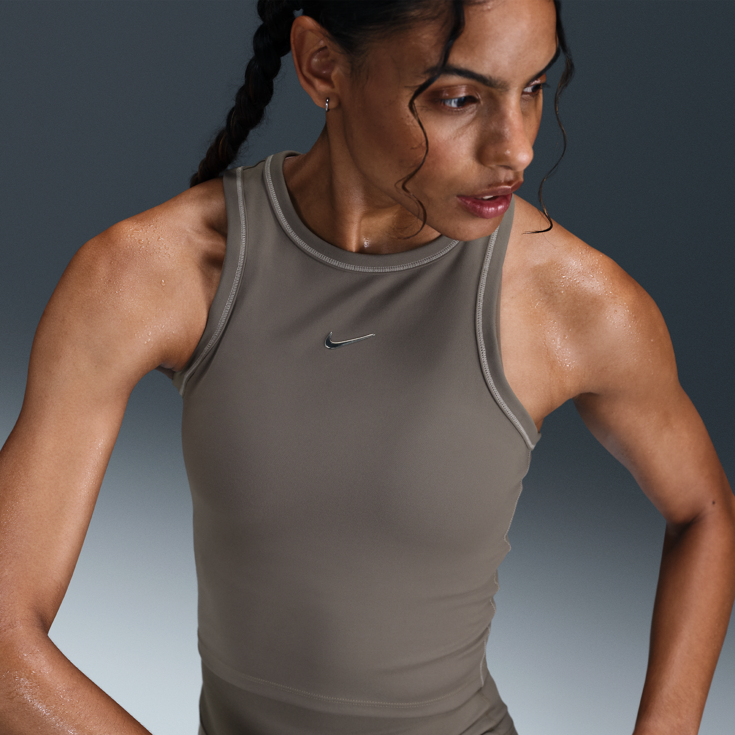 Thumbnail - Nike One Fitted Dri-FIT Kurztanktop (Damen) - Grau