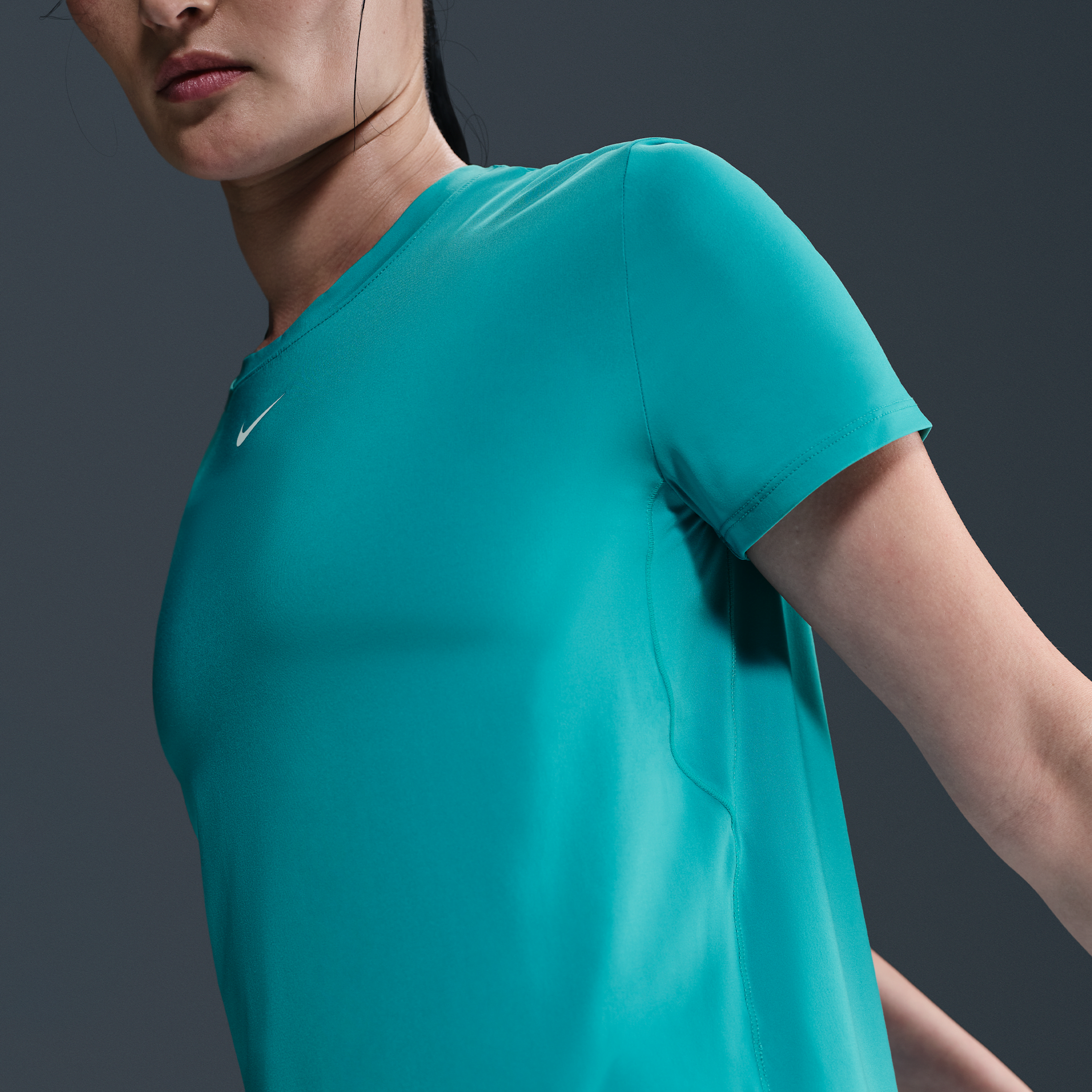 Haut à manches courtes Dri-FIT Nike One Classic pour femme - Vert