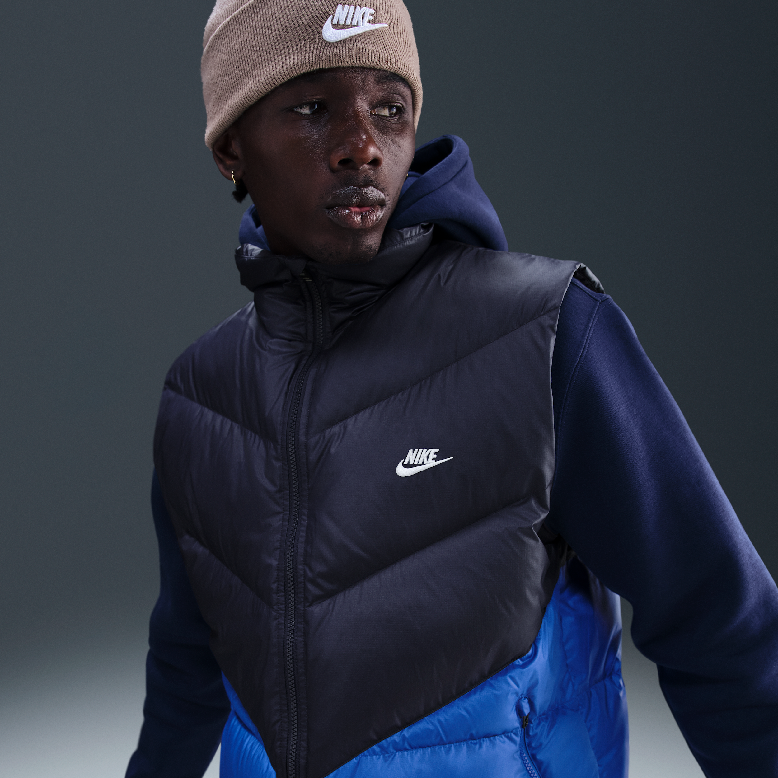 Thumbnail - Nike Windrunner Statement-Daunenweste (Herren) - Blau