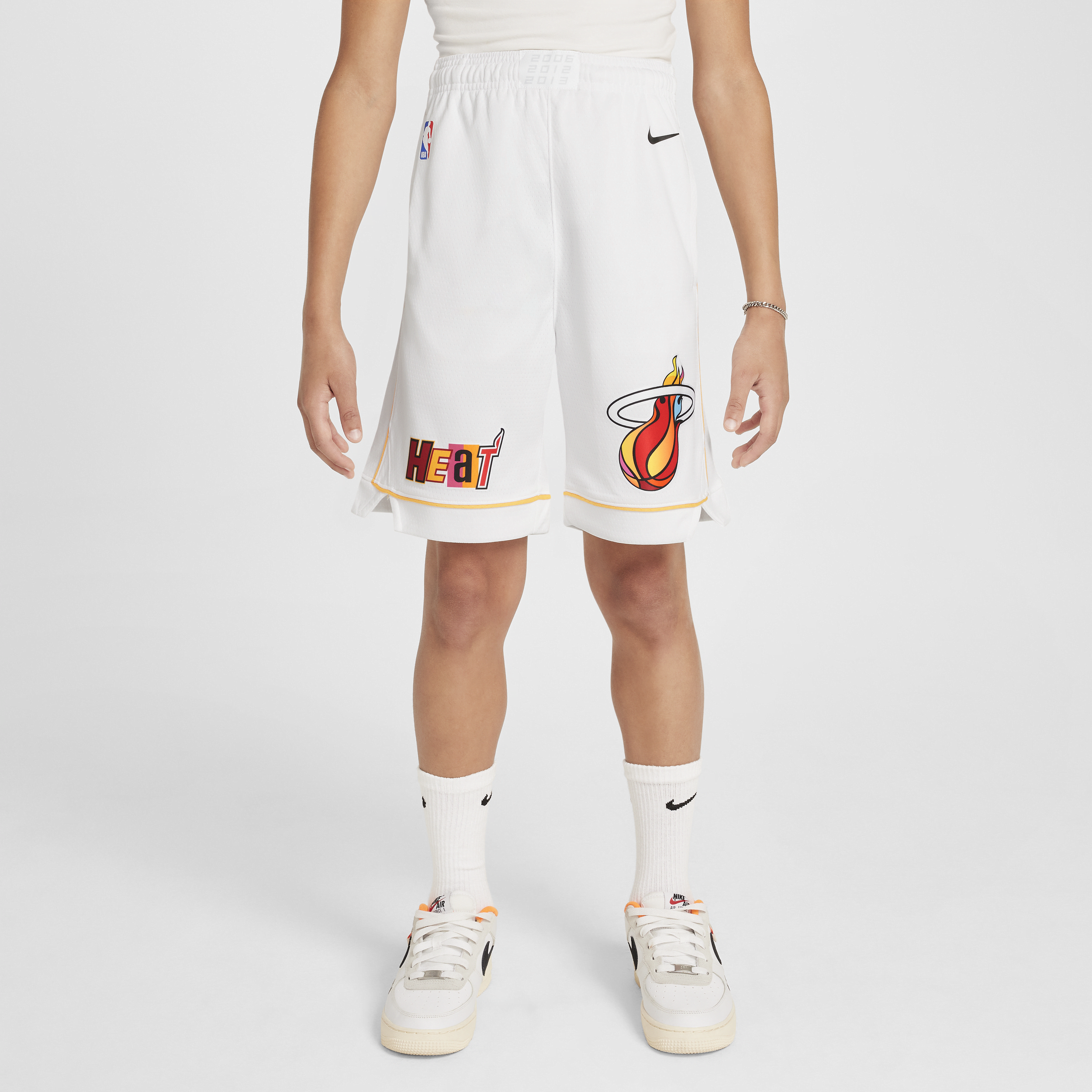 Nike Miami Heat Swingman NBA-shorts met Dri-FIT voor kids Wit