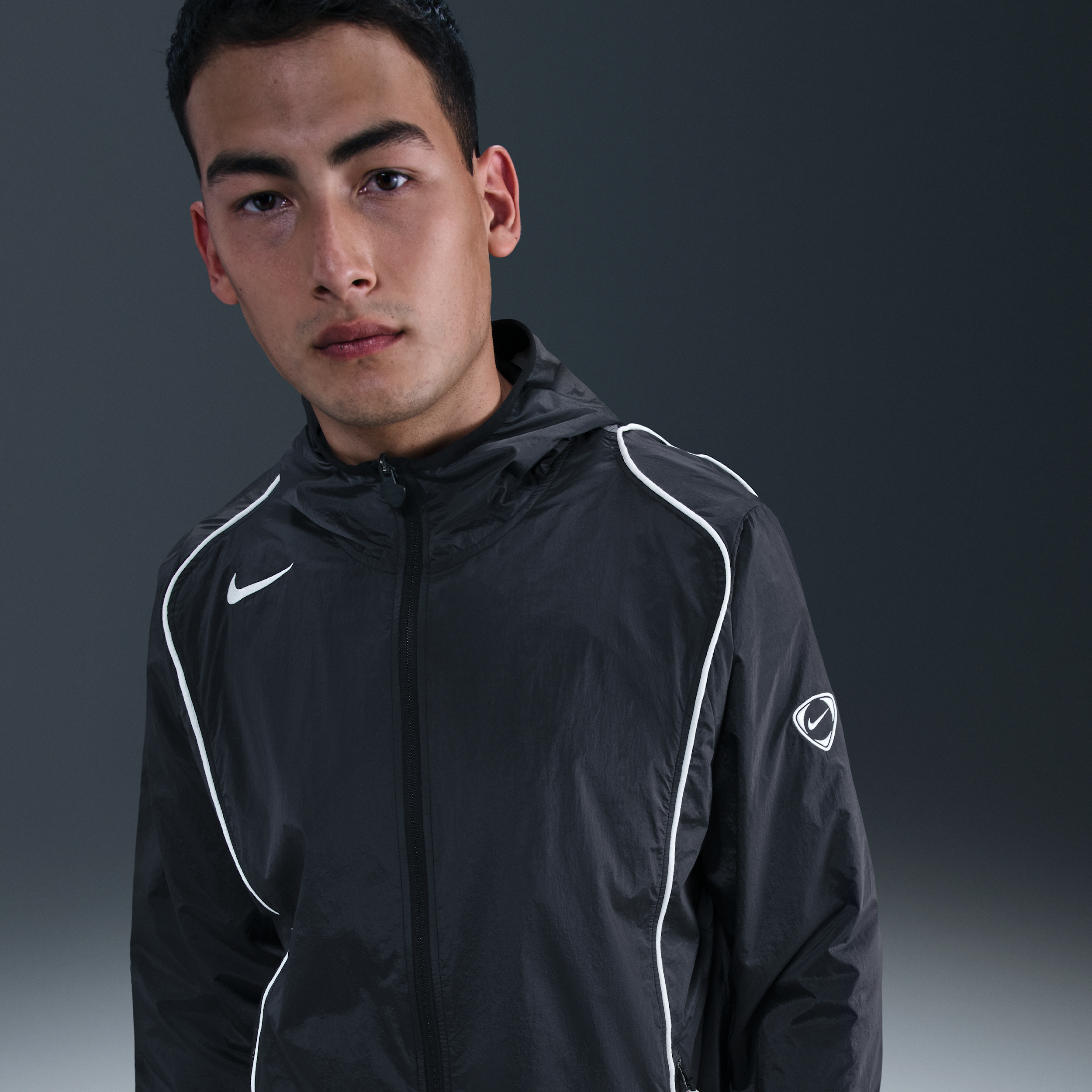 Thumbnail - Nike Total 90 Repel-Fußballjacke mit durchgehendem Reißverschluss (Herren) - Schwarz