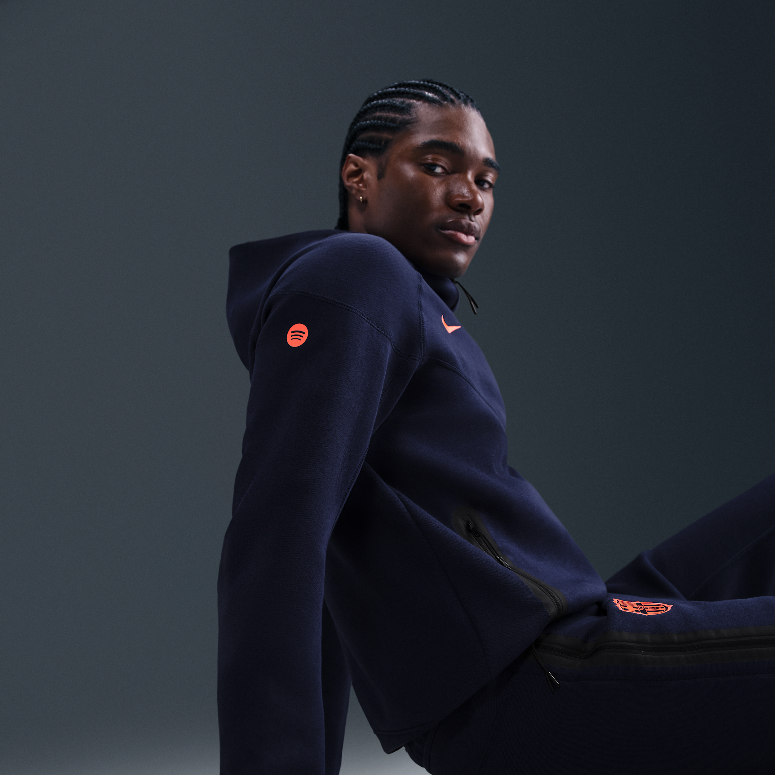 Thumbnail - FC Barcelona Tech Windrunner Nike Total 90 Fußball-Fleece-Hoodie (Herren) - Blau