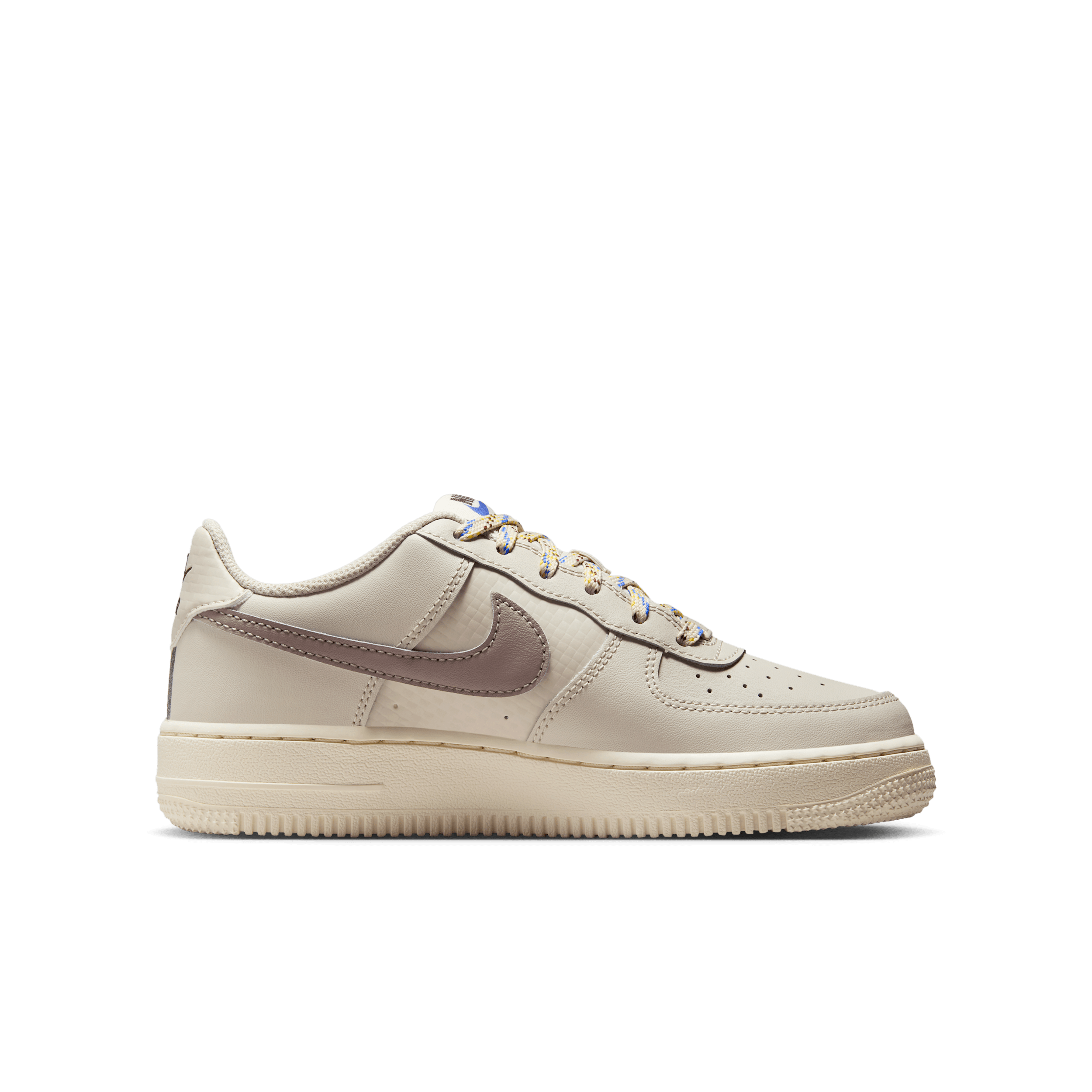 Thumbnail - Nike Air Force 1 LV8 1 Schuh (ältere Kinder) - Braun