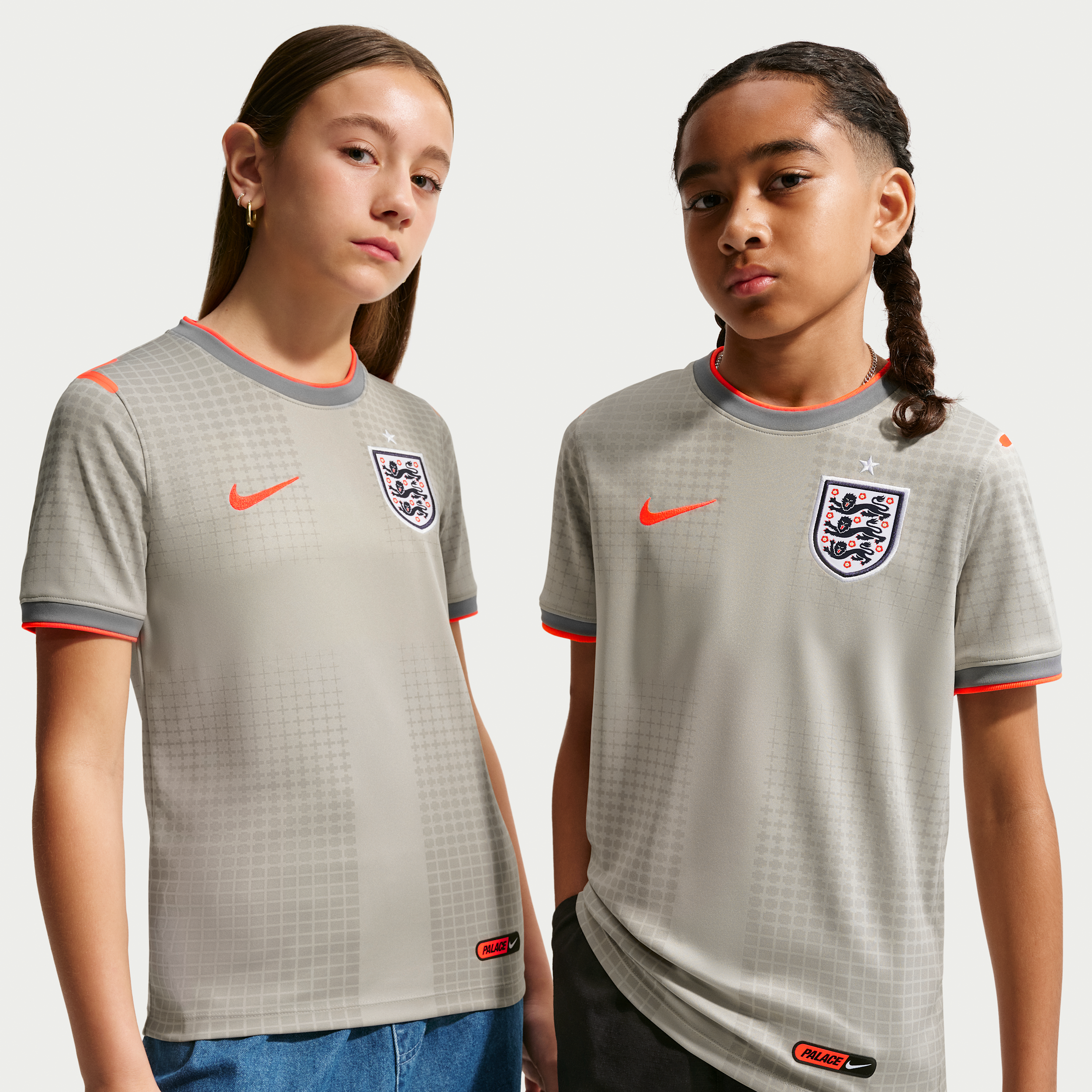 Kortærmet England x Palace-fodboldtrøje til større børn - grå