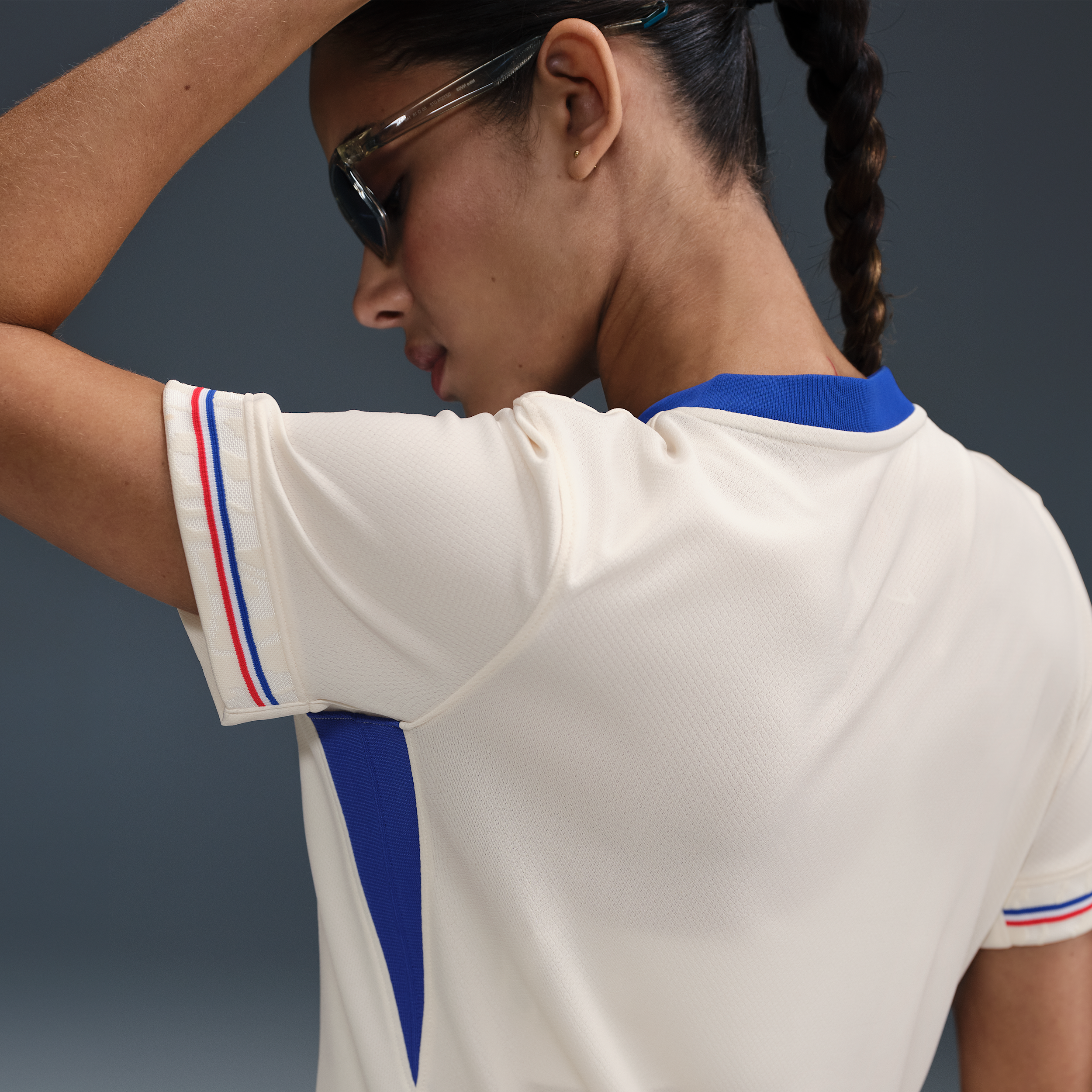 Thumbnail - FFF 2025 Stadium Away (Frauenteam) Nike Dri-FIT Replika-Fußballtrikot (Damen) - Braun