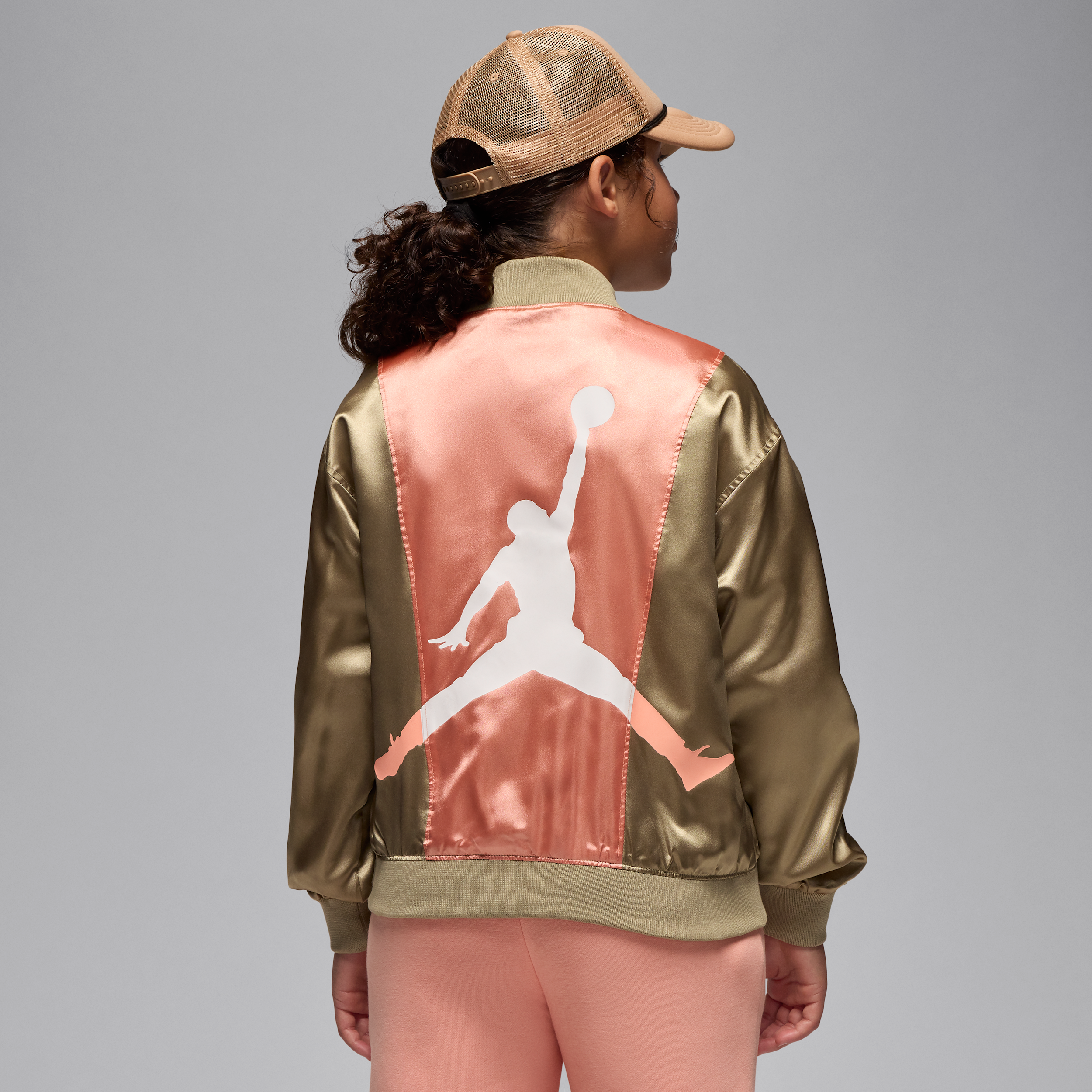 Thumbnail - Jordan Satin-Bomberjacke mit Color Blocking (ältere Kinder) - Braun