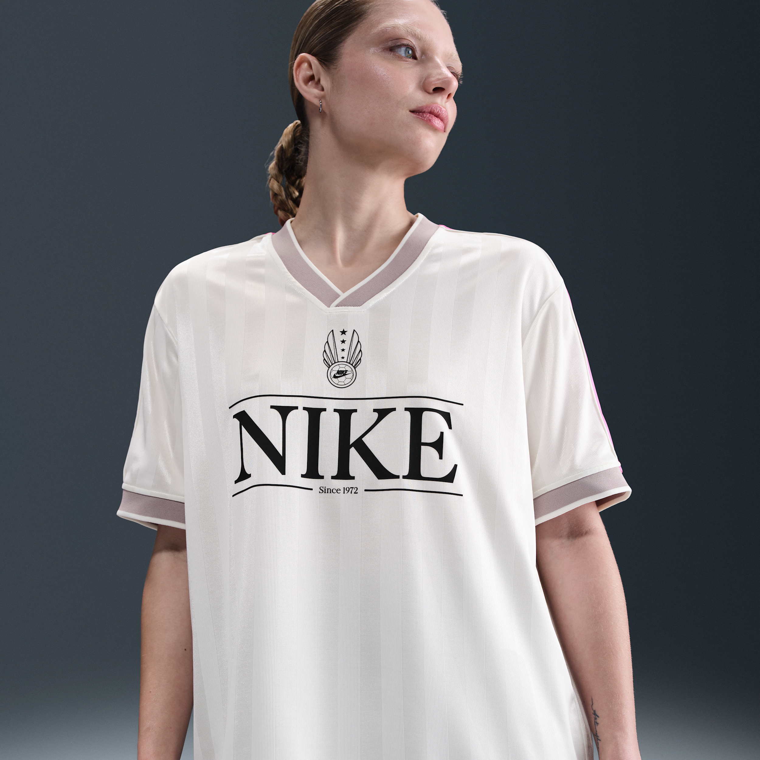 Thumbnail - Nike Sportswear Trikot mit V-Ausschnitt (Damen) - Weiß