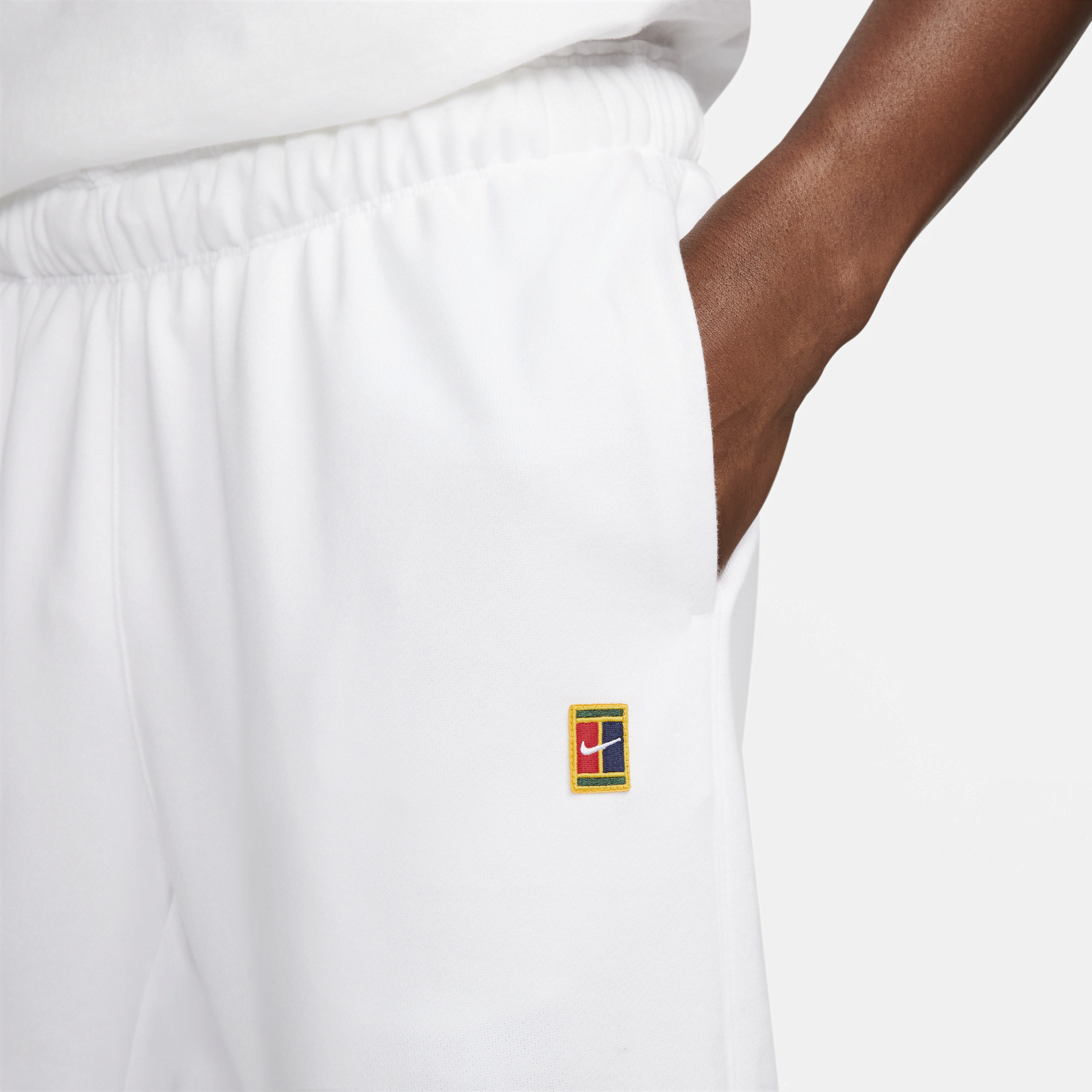 Pantalon de tennis en molleton NikeCourt Heritage pour homme - Blanc