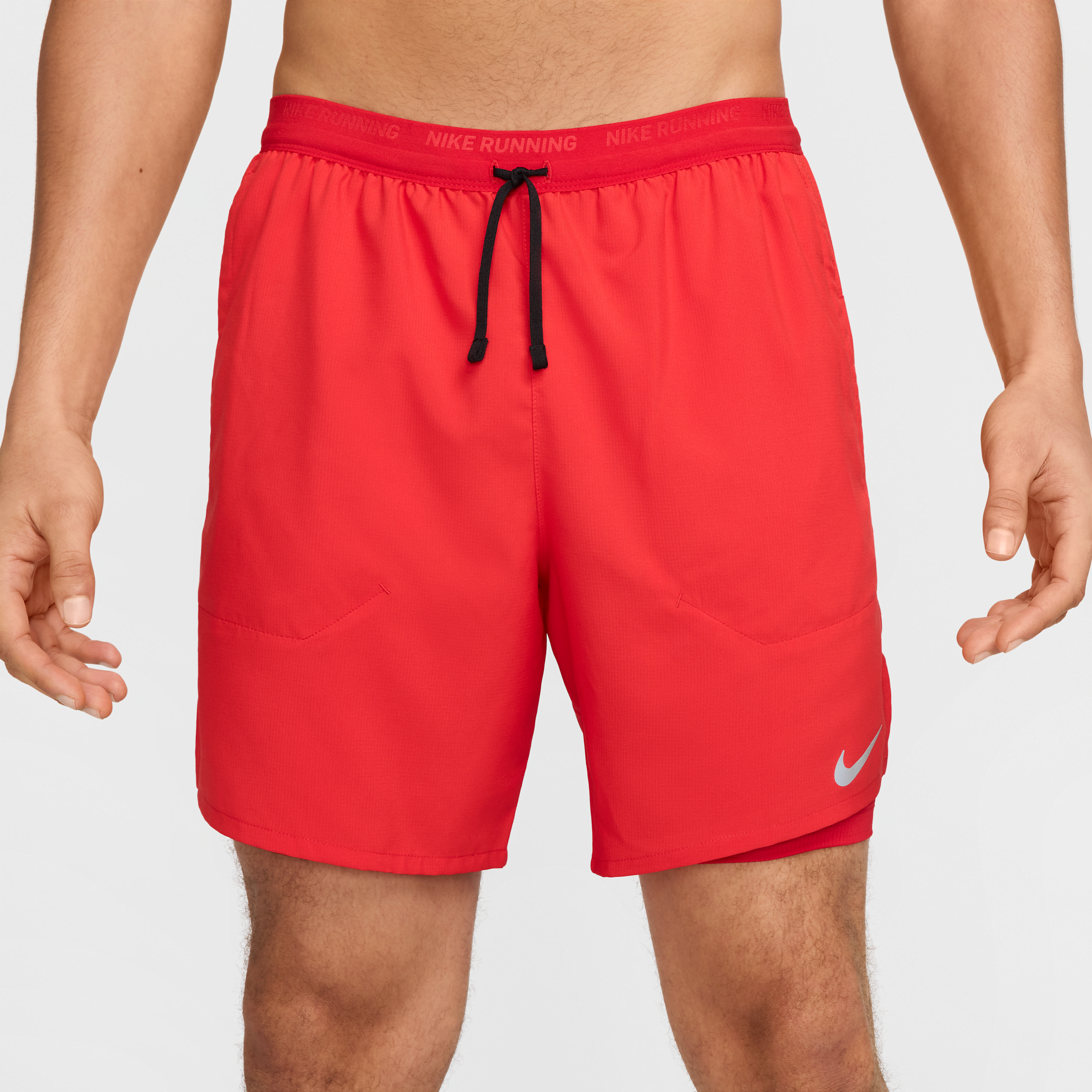 Short de running 2-en-1 18 cm Dri-FIT Nike Stride pour homme - Rouge