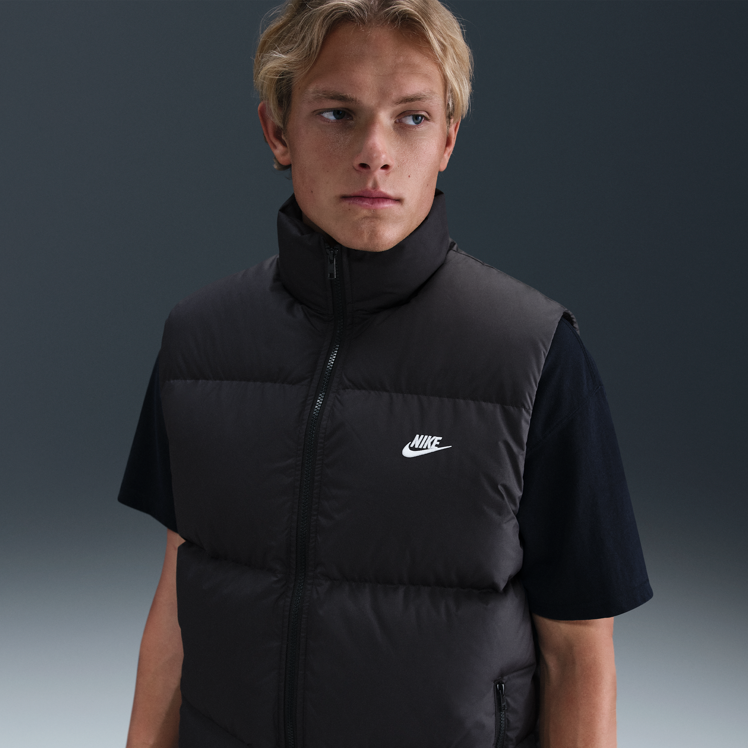 Thumbnail - Nike Club Therma-FIT Puffer-Weste (Herren) - Schwarz