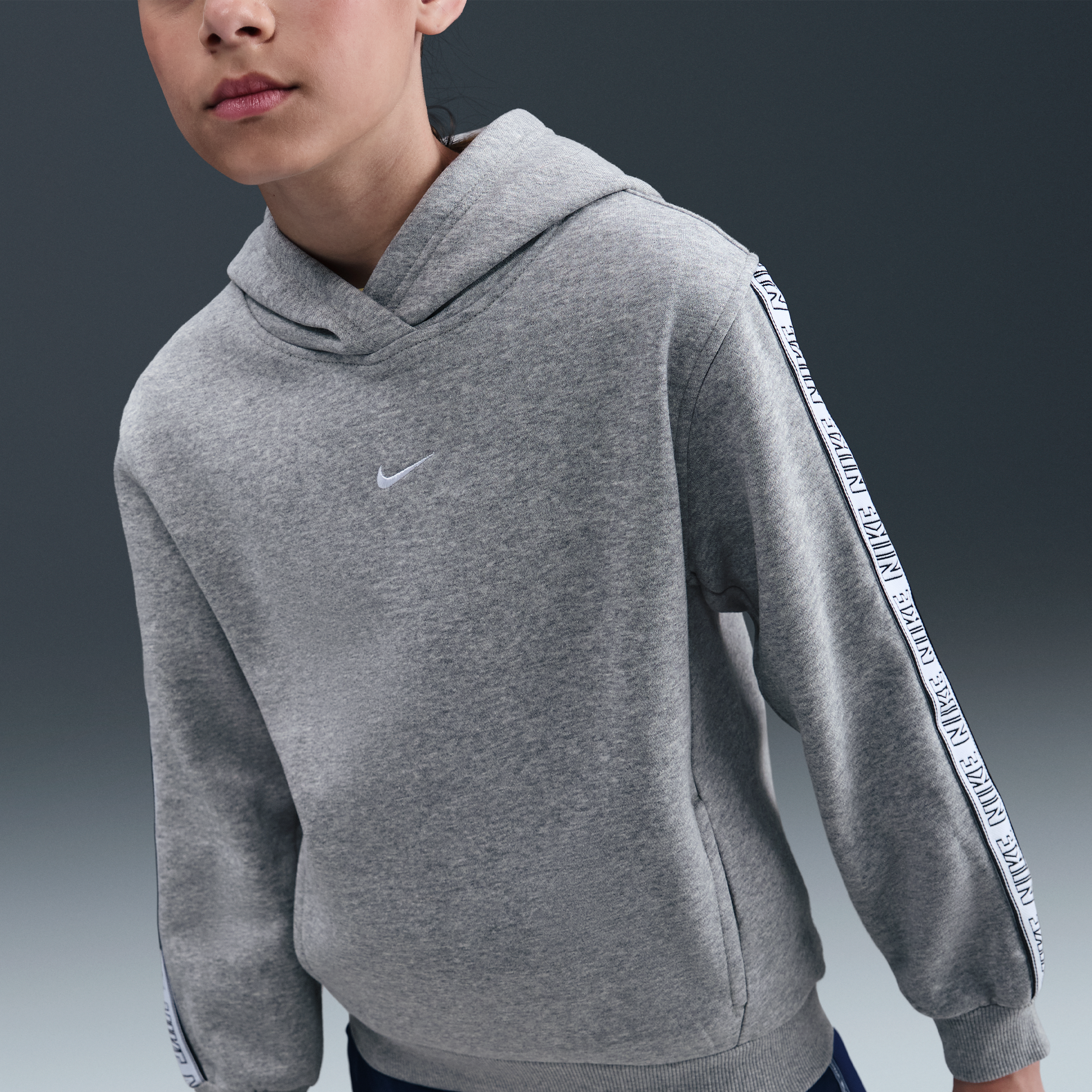 Thumbnail - Nike Sportswear Club Fleece Hoodie (ältere Kinder) - Grau