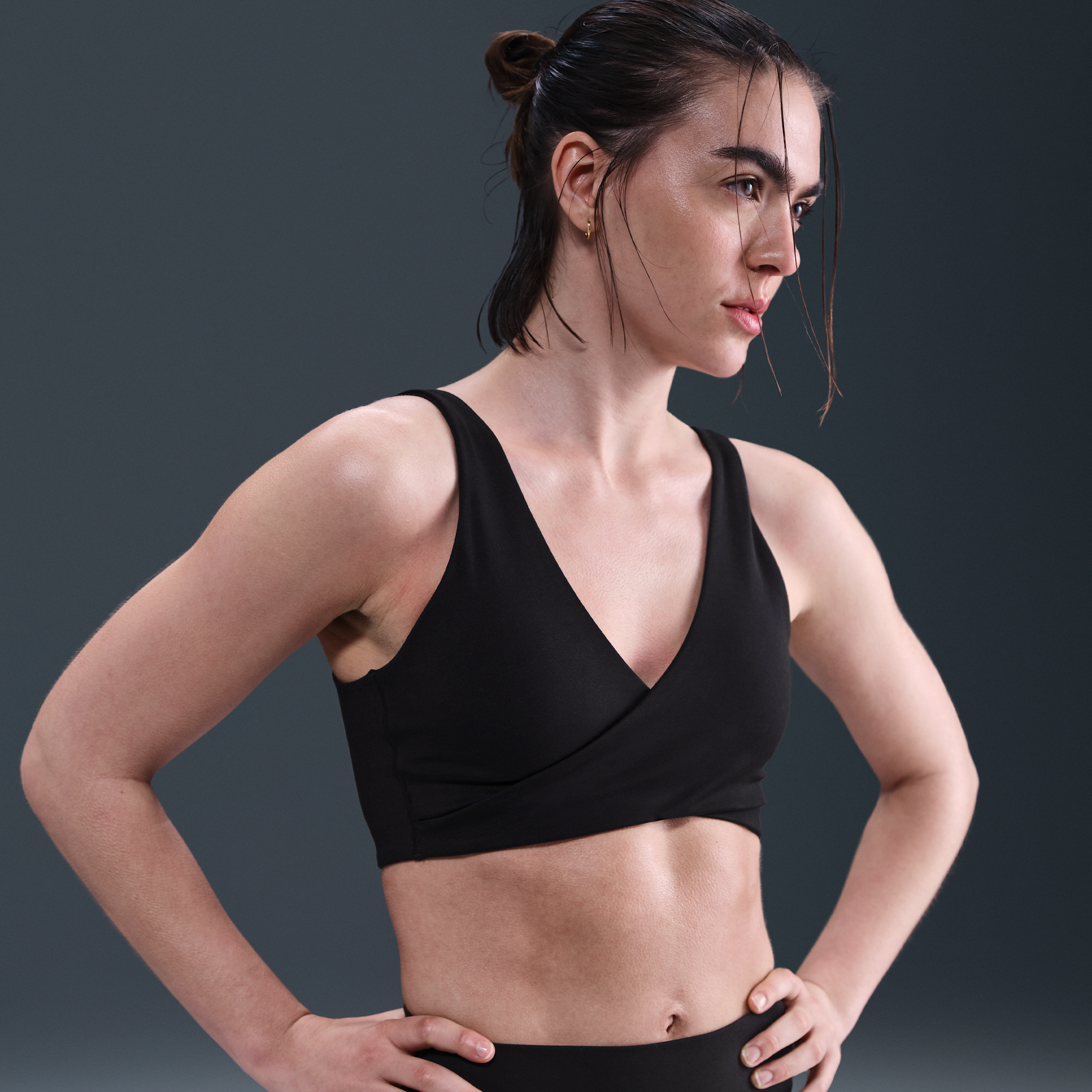 Thumbnail - Nike One gepolsterter Sport-BH mit leichtem Halt - Schwarz