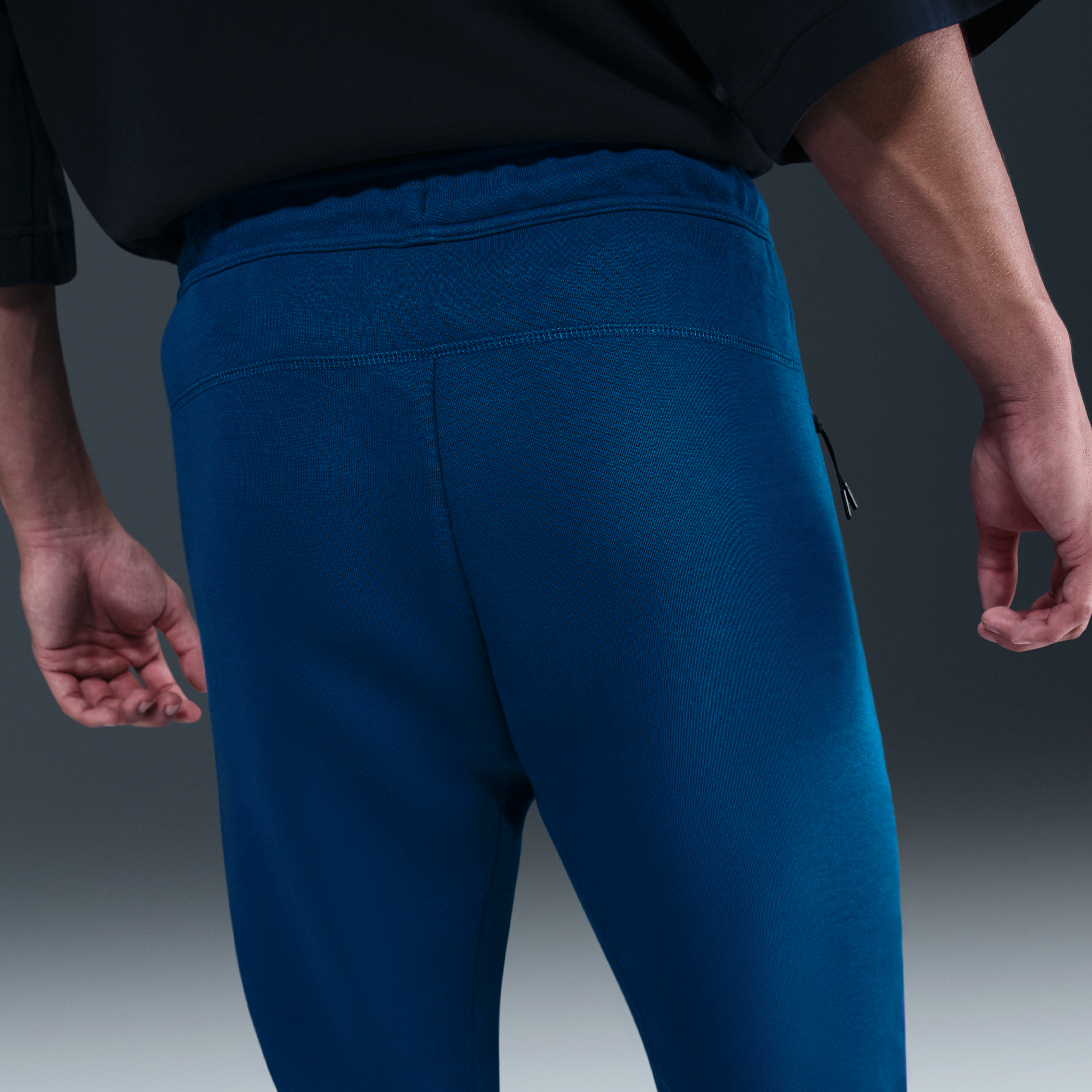 Thumbnail - FC Barcelona Tech Fourth Nike Football Fleece Jogger (Herren) - Blau