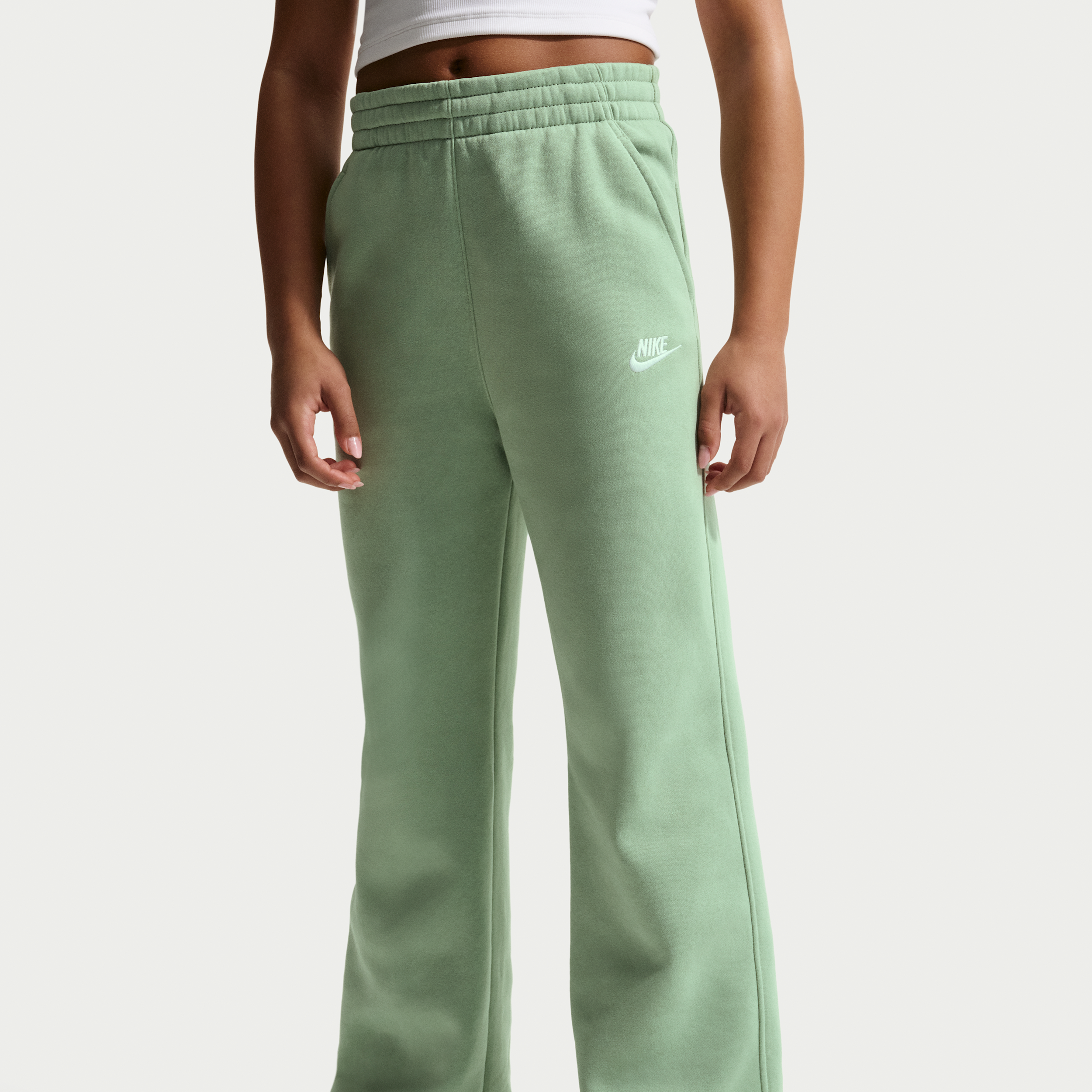 Thumbnail - Nike Club Fleece-Hose für Mädchen - Grün