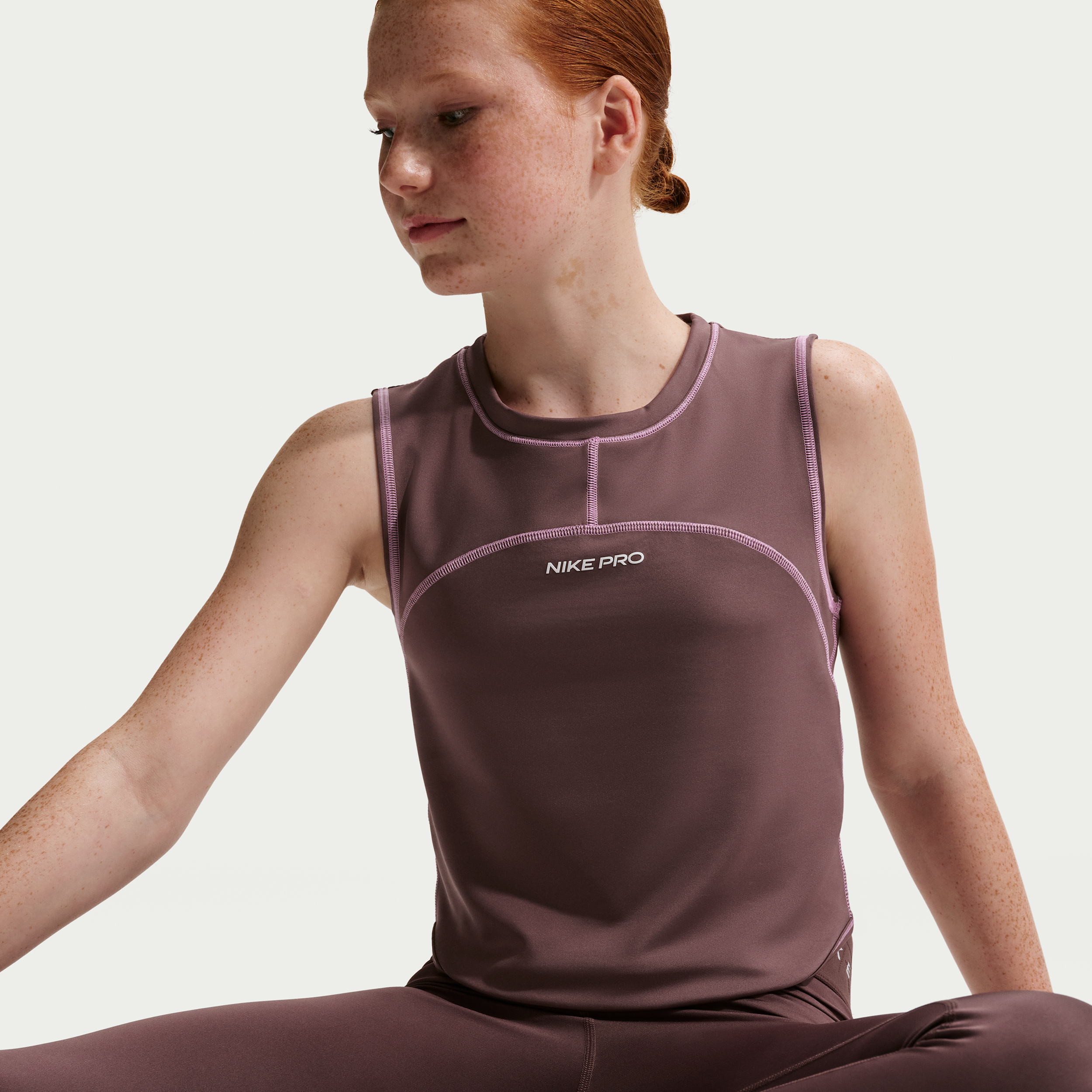 Thumbnail - Nike Pro Dri-FIT Oberteil (ältere Kinder) - Lila