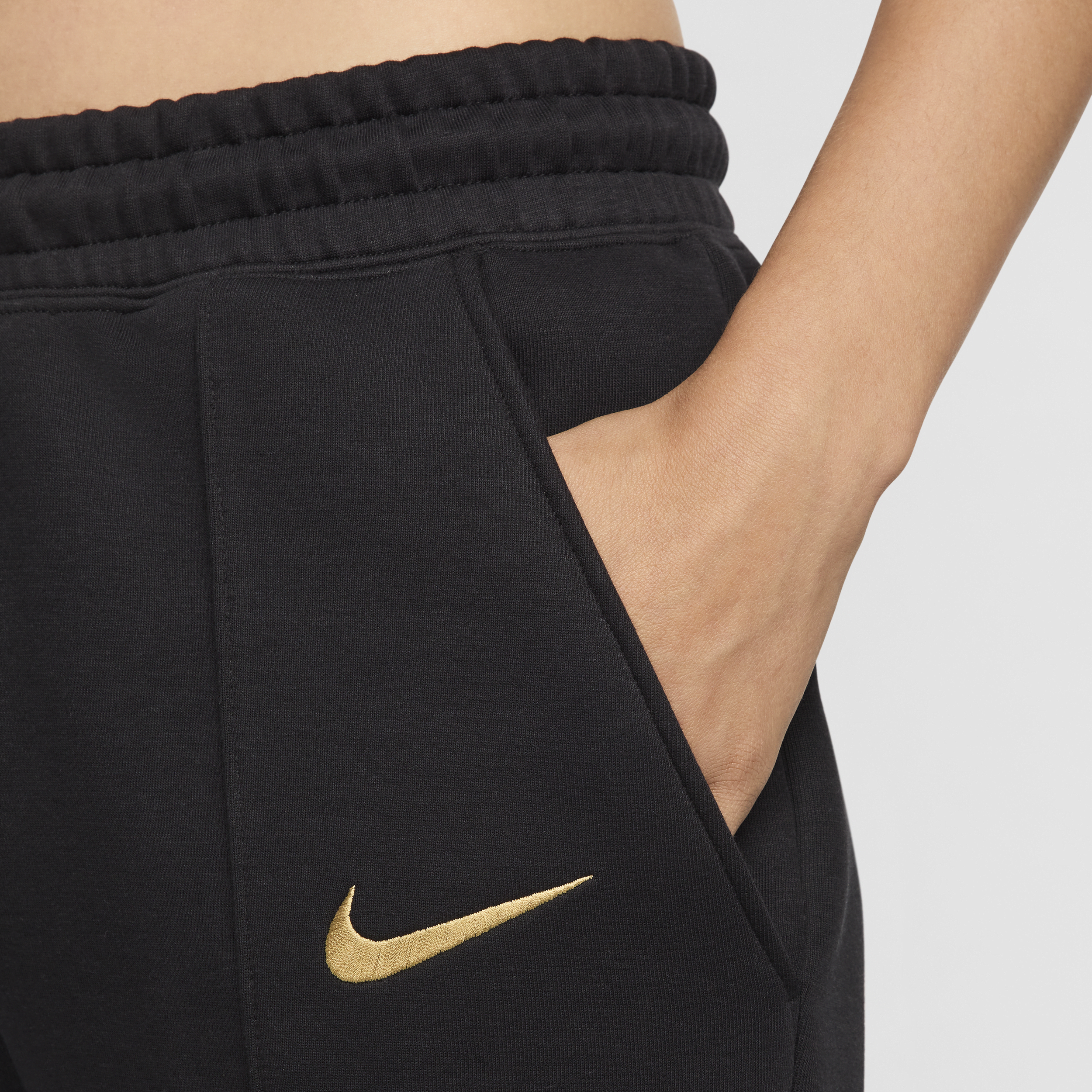 Pantalon de jogging taille mi-haute Nike Football FC Barcelone Tech Fleece pour femme - Noir