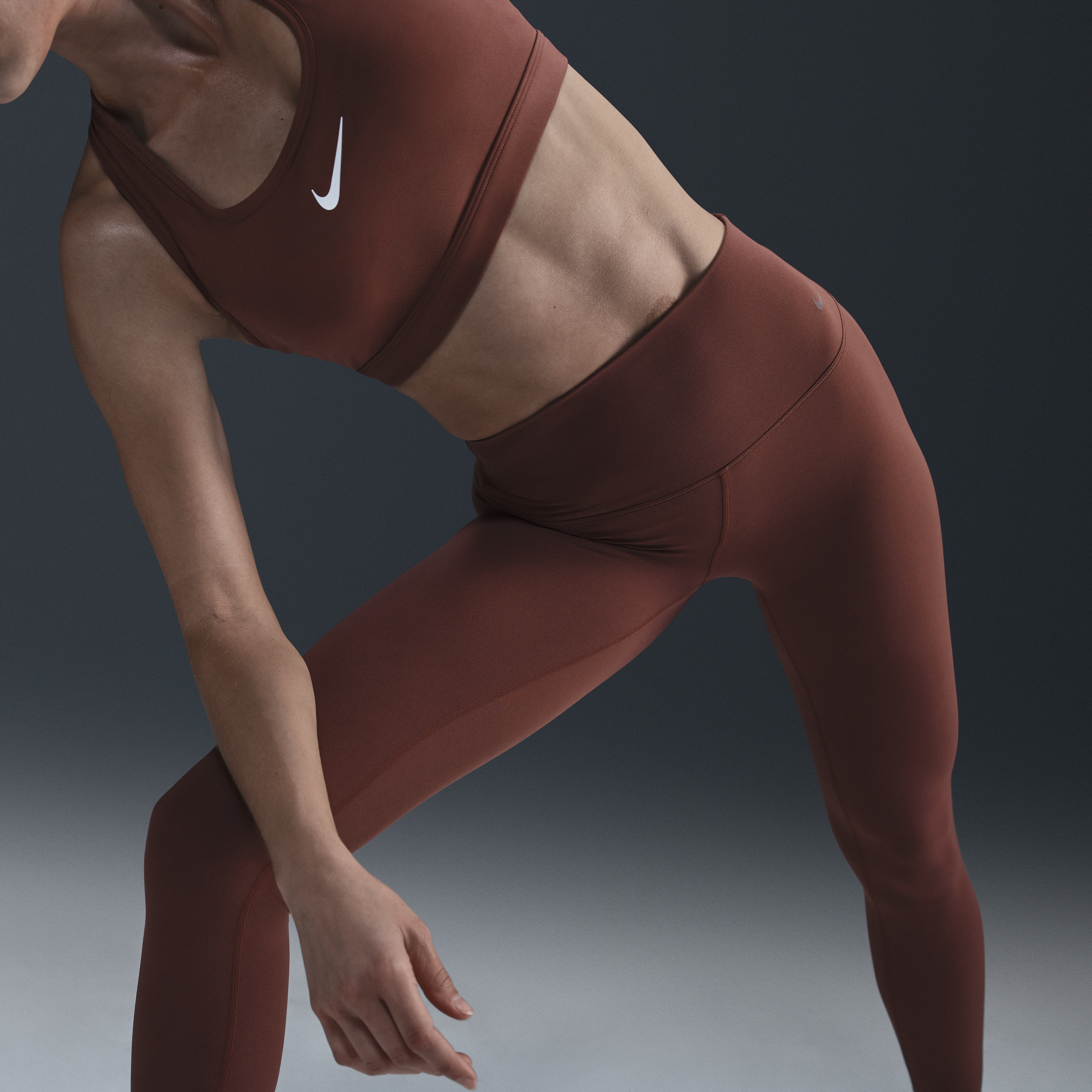 Legging taille haute à maintien léger et coupe longue Nike Zenvy pour femme - Marron