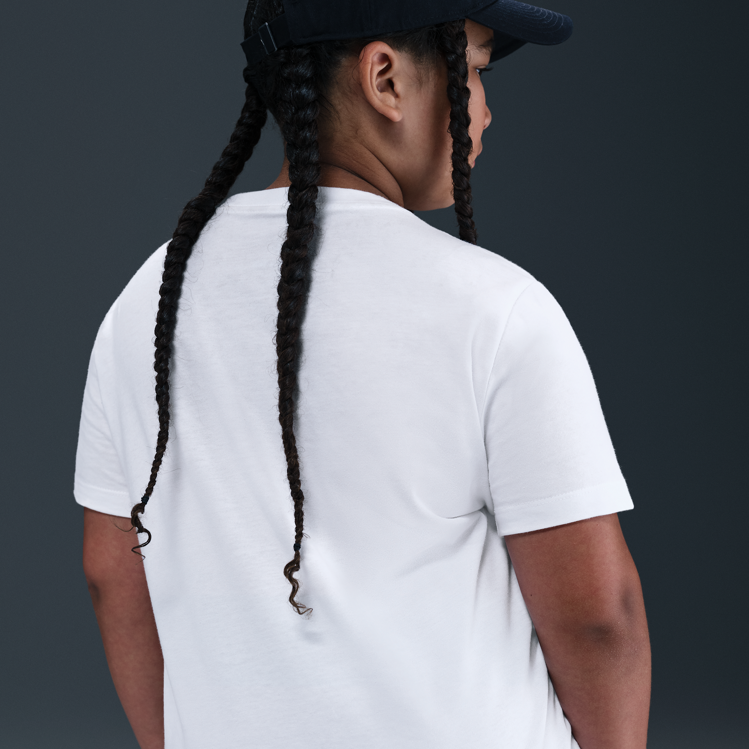 Thumbnail - Nike T-Shirt für ältere Kinder (erweiterte Größe) - Weiß