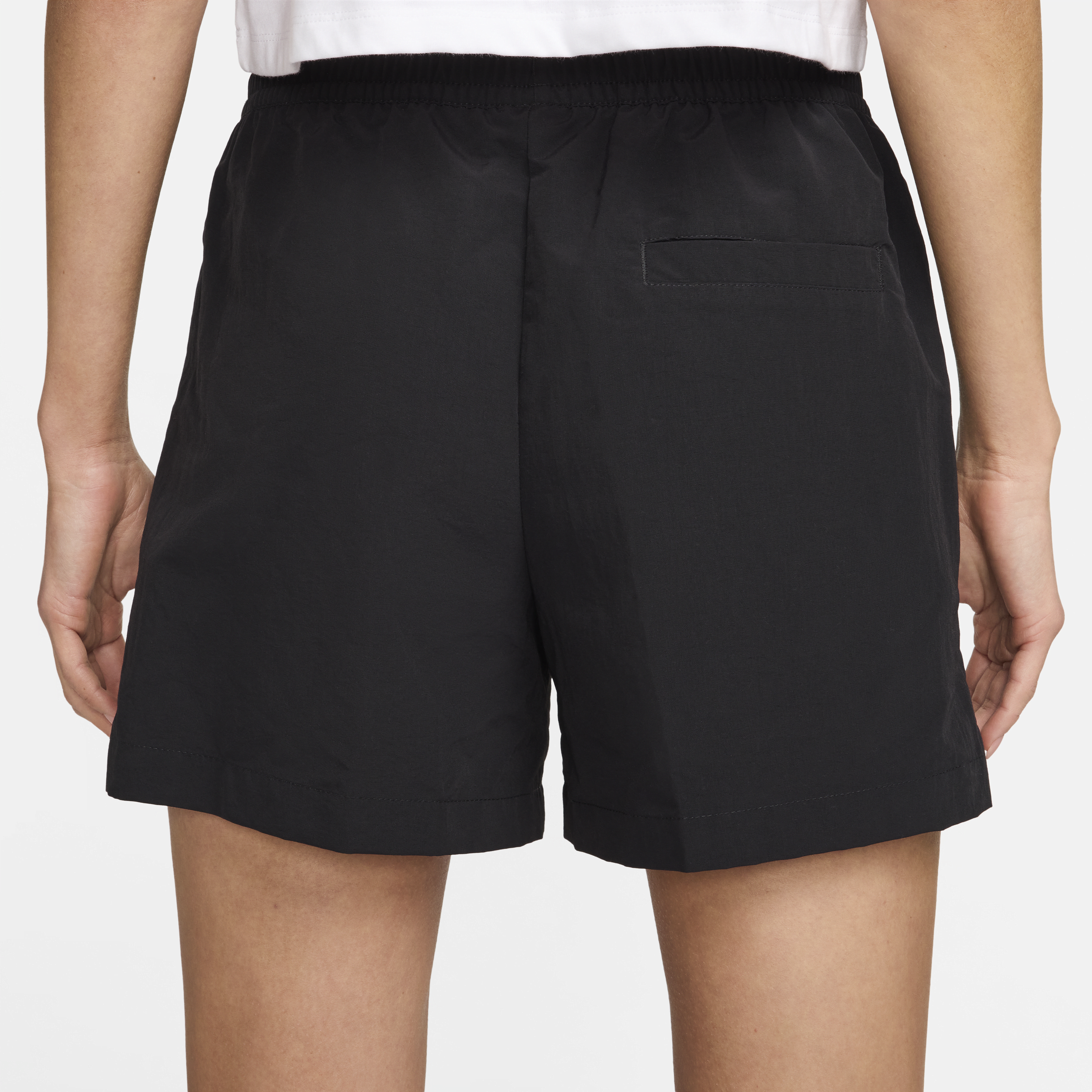 Nike Sportswear Everything Gewevens damesshorts met halfhoge taille (13 cm) Zwart