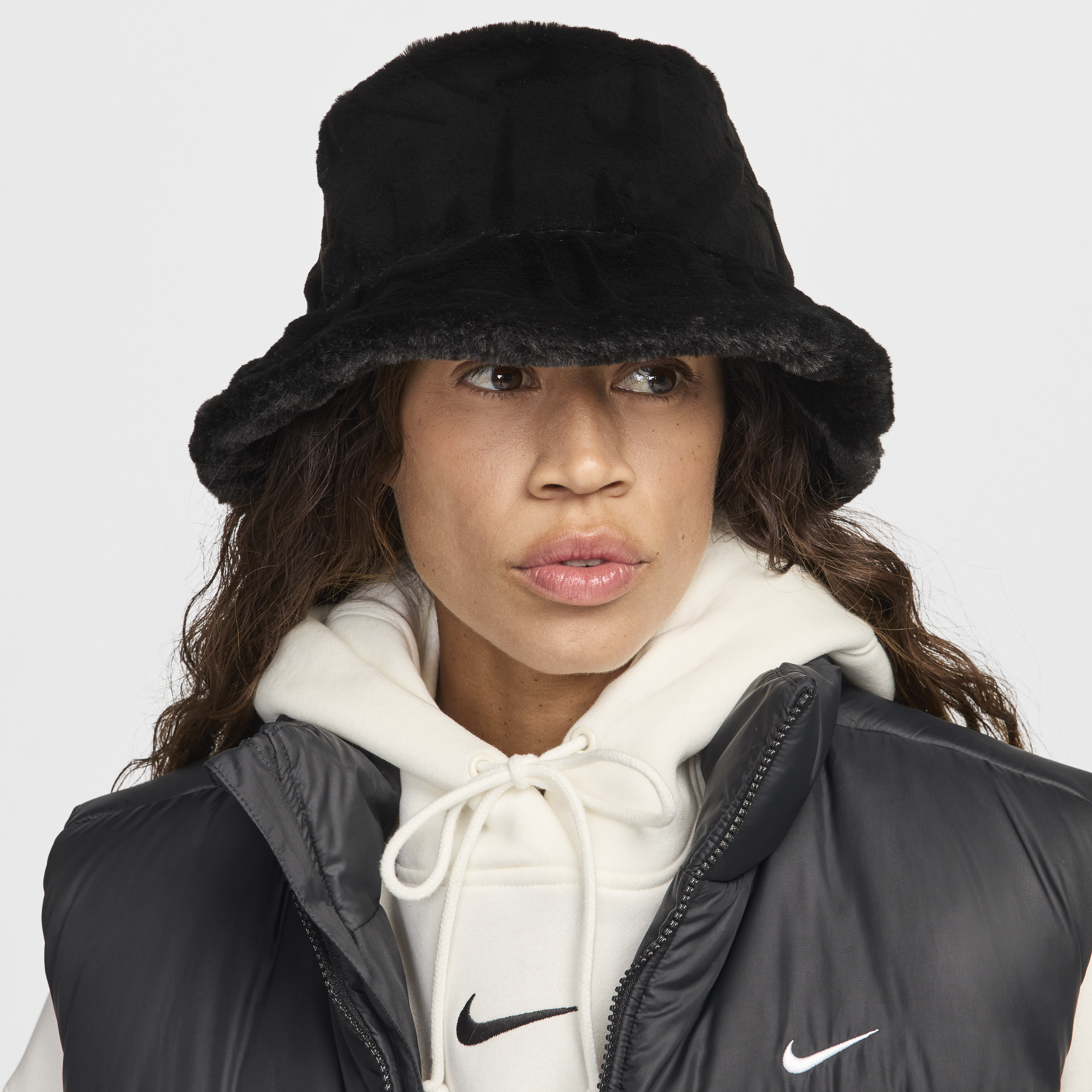 Bob en fausse fourrure Nike Apex - Noir